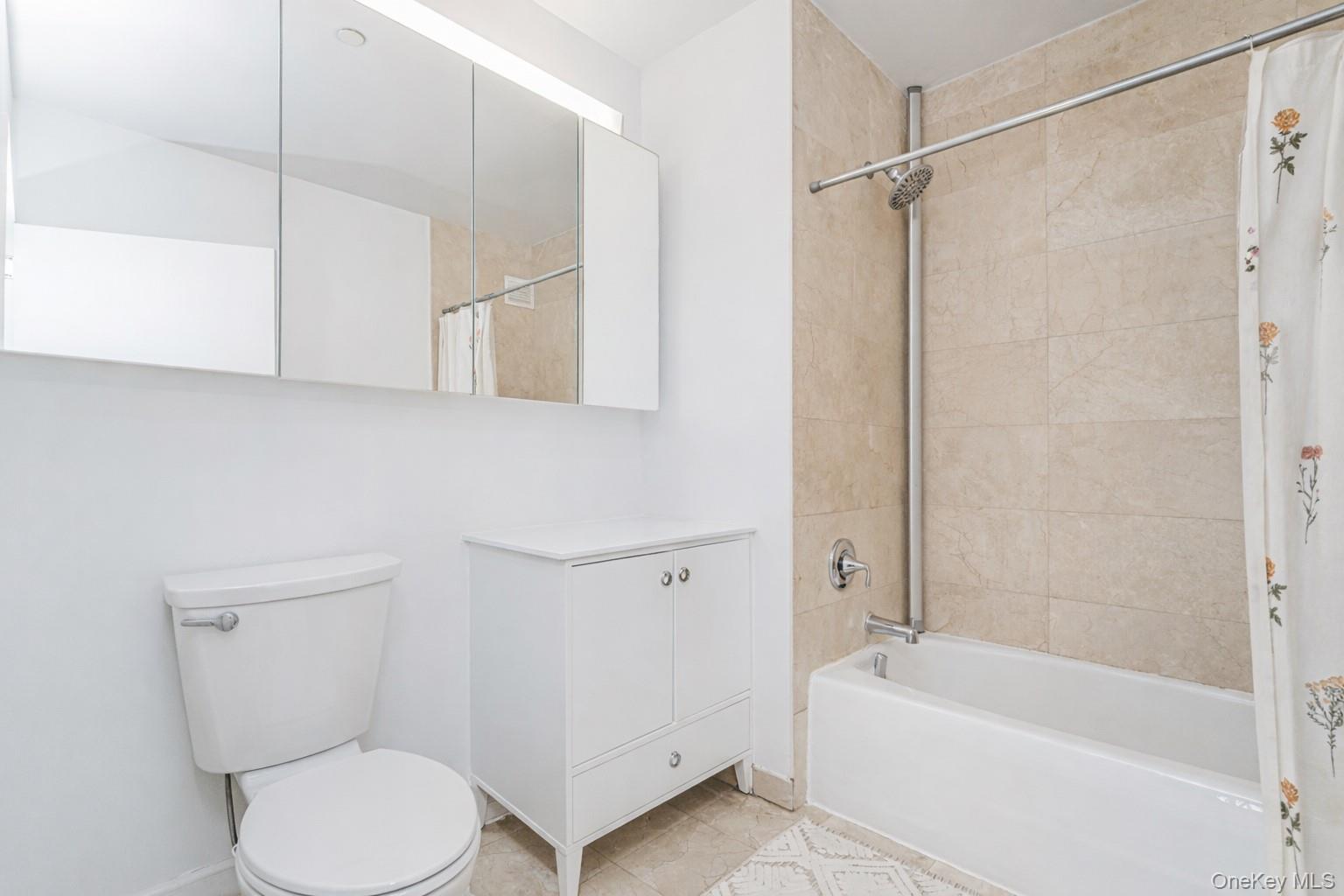 50 Oceana Drive 8d Property Photo 14