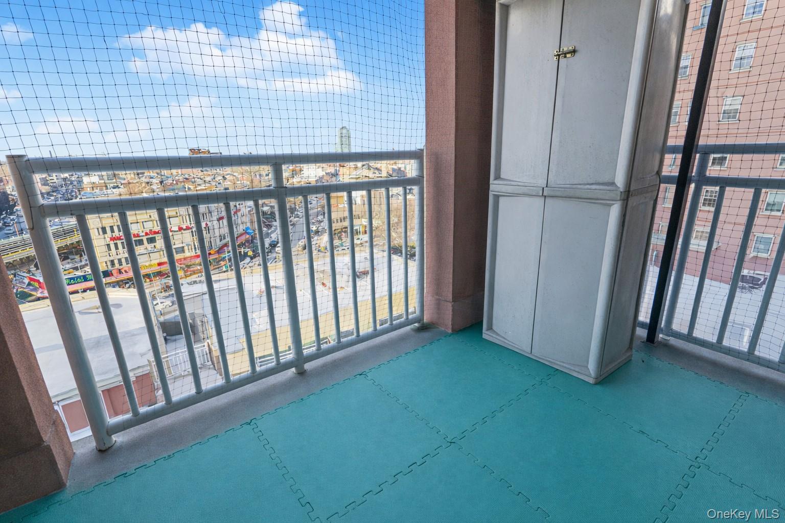 50 Oceana Drive 8d Property Photo 15