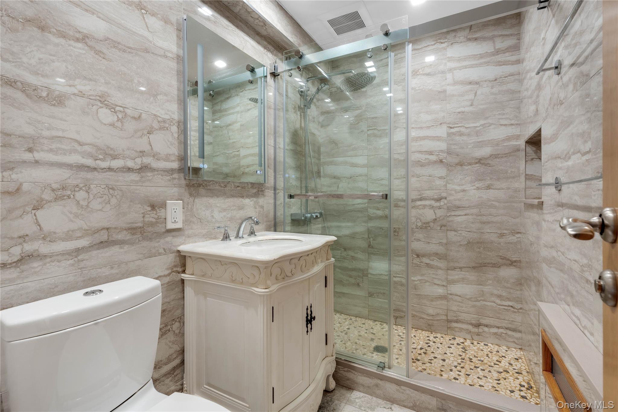 2711 Avenue X 6d Property Photo 10