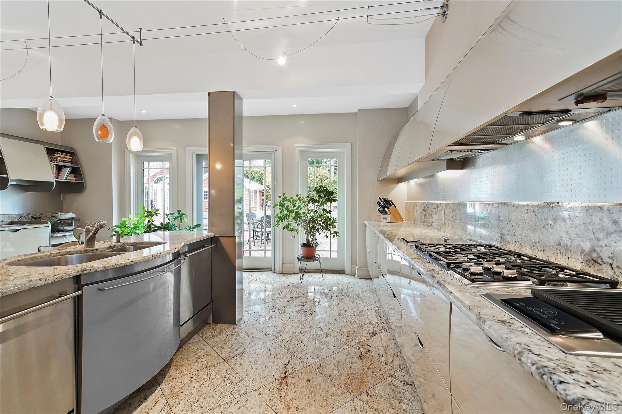 10 Hill Road Property Photo 29