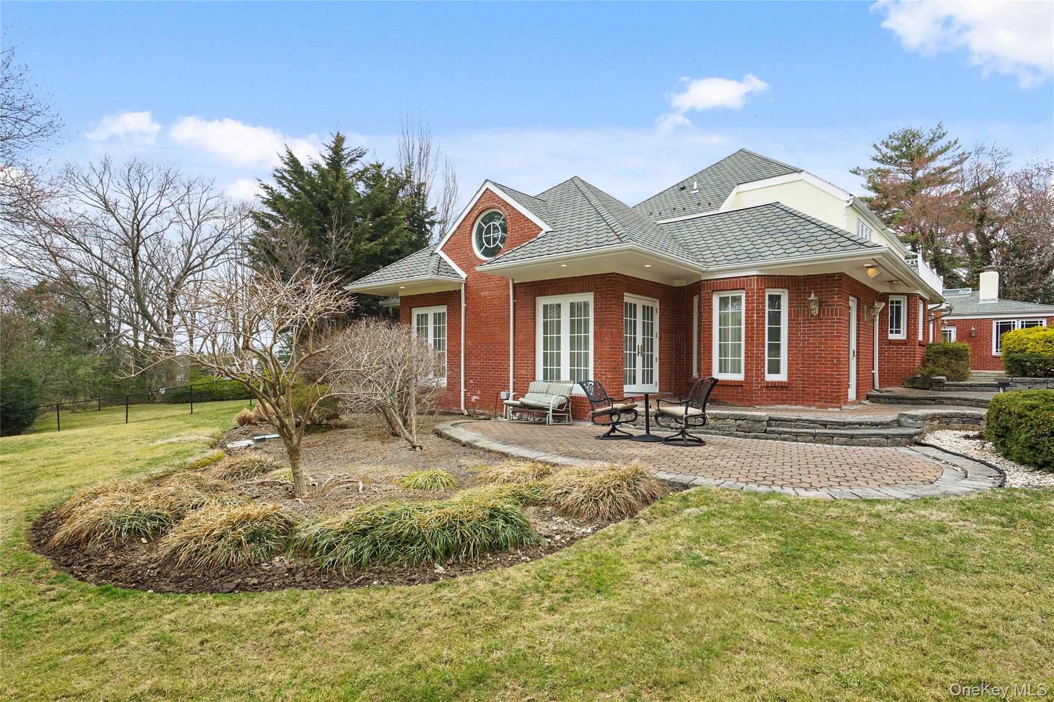 10 Hill Road Property Photo 40