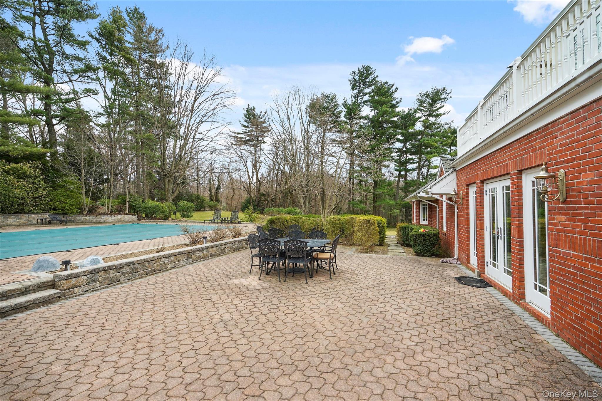 10 Hill Road Property Photo 43