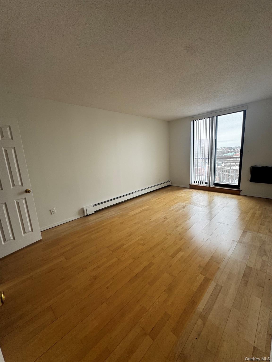 136 17 Maple Ave 14h Property Photo 14