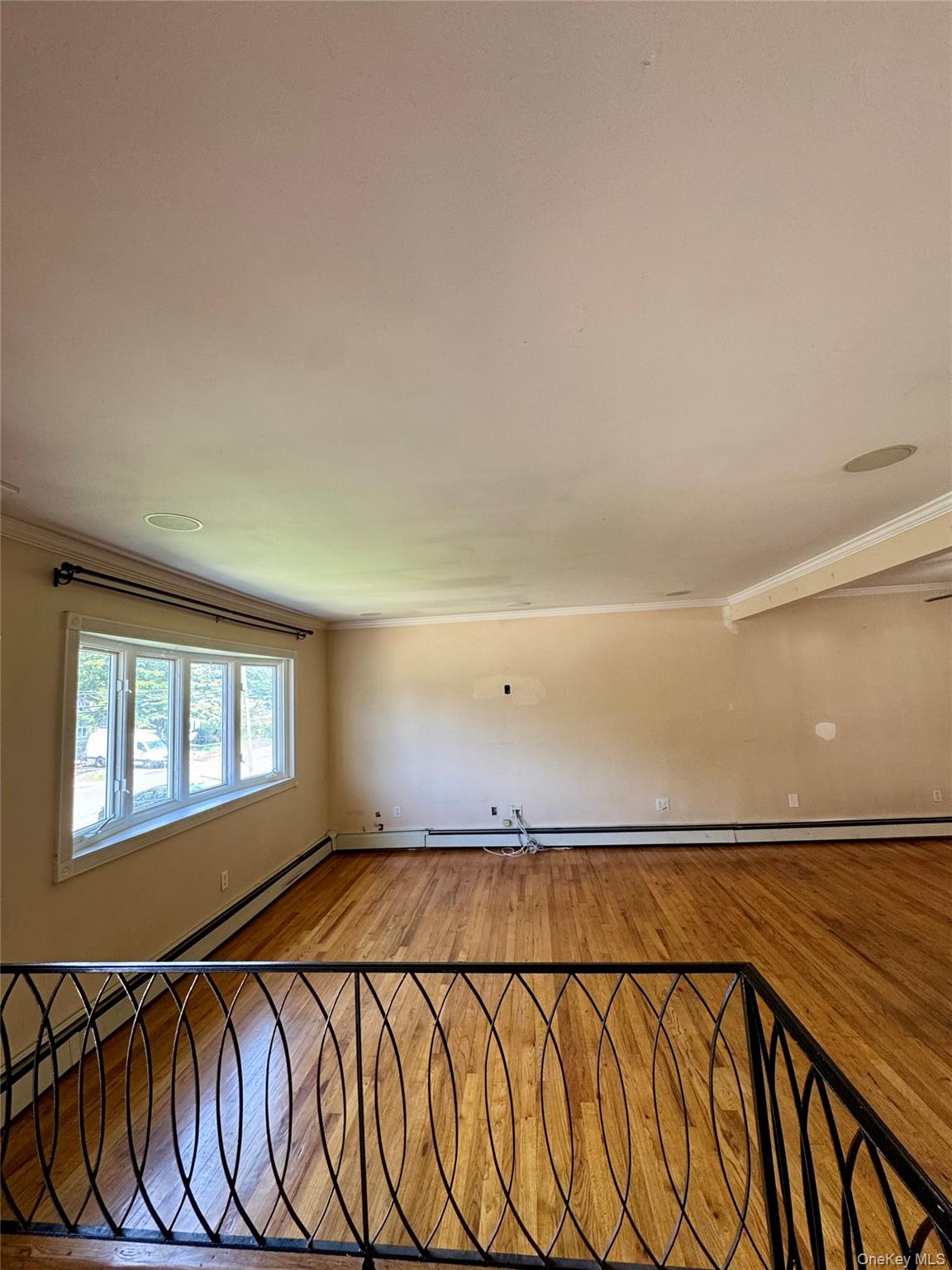1081 Bay Shore Avenue Property Photo 10