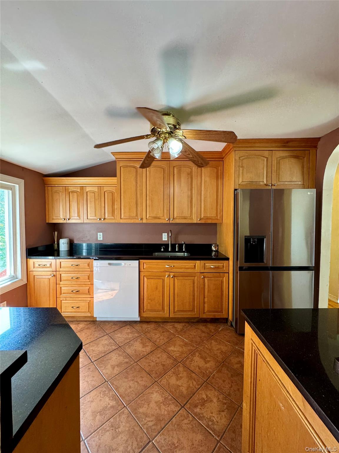 1081 Bay Shore Avenue Property Photo 13