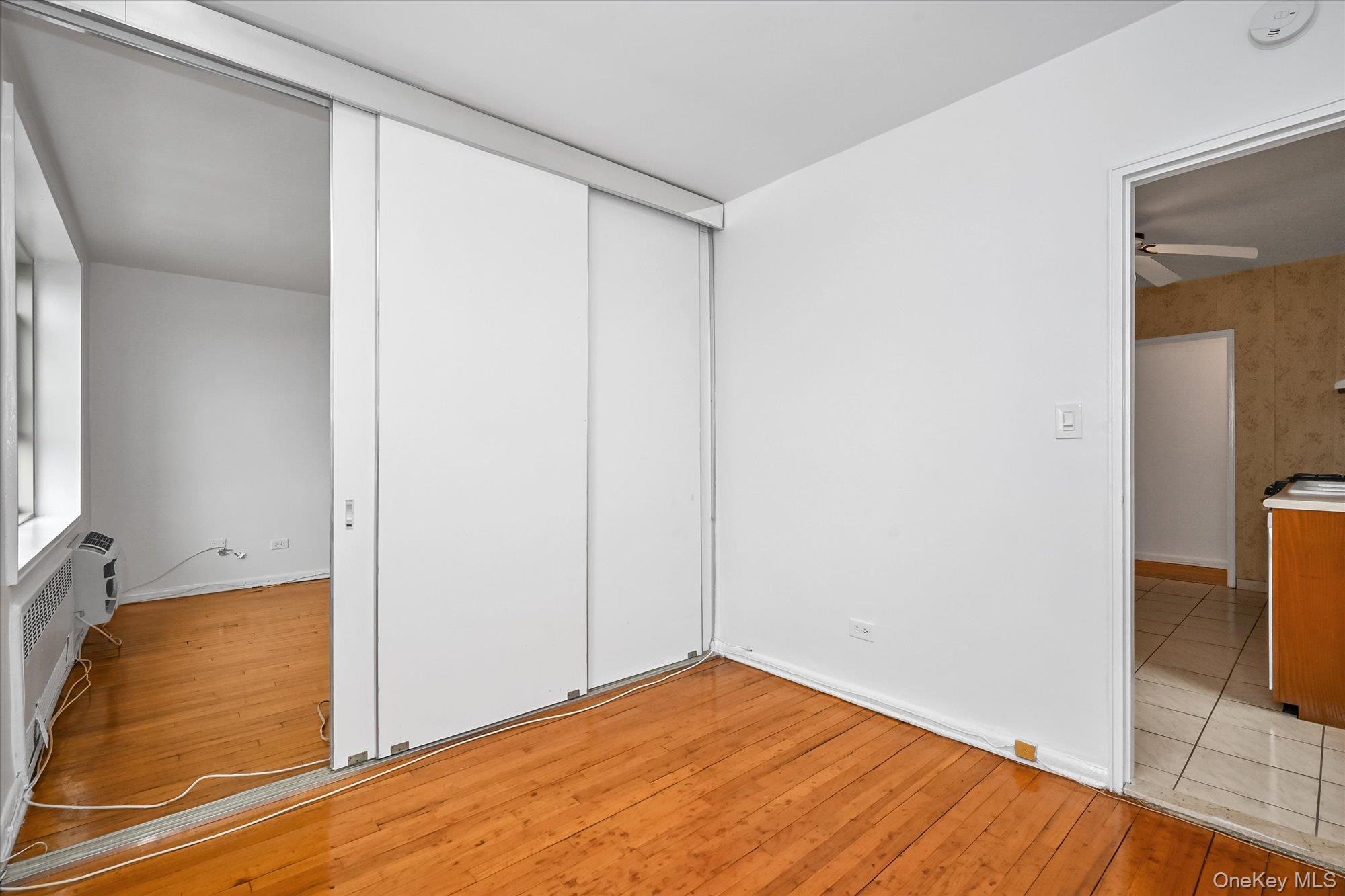23-25 Bell Boulevard 6j Property Photo 7
