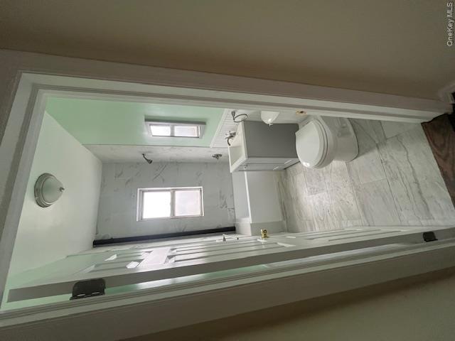 369 Warburton Avenue 2b Property Photo 6