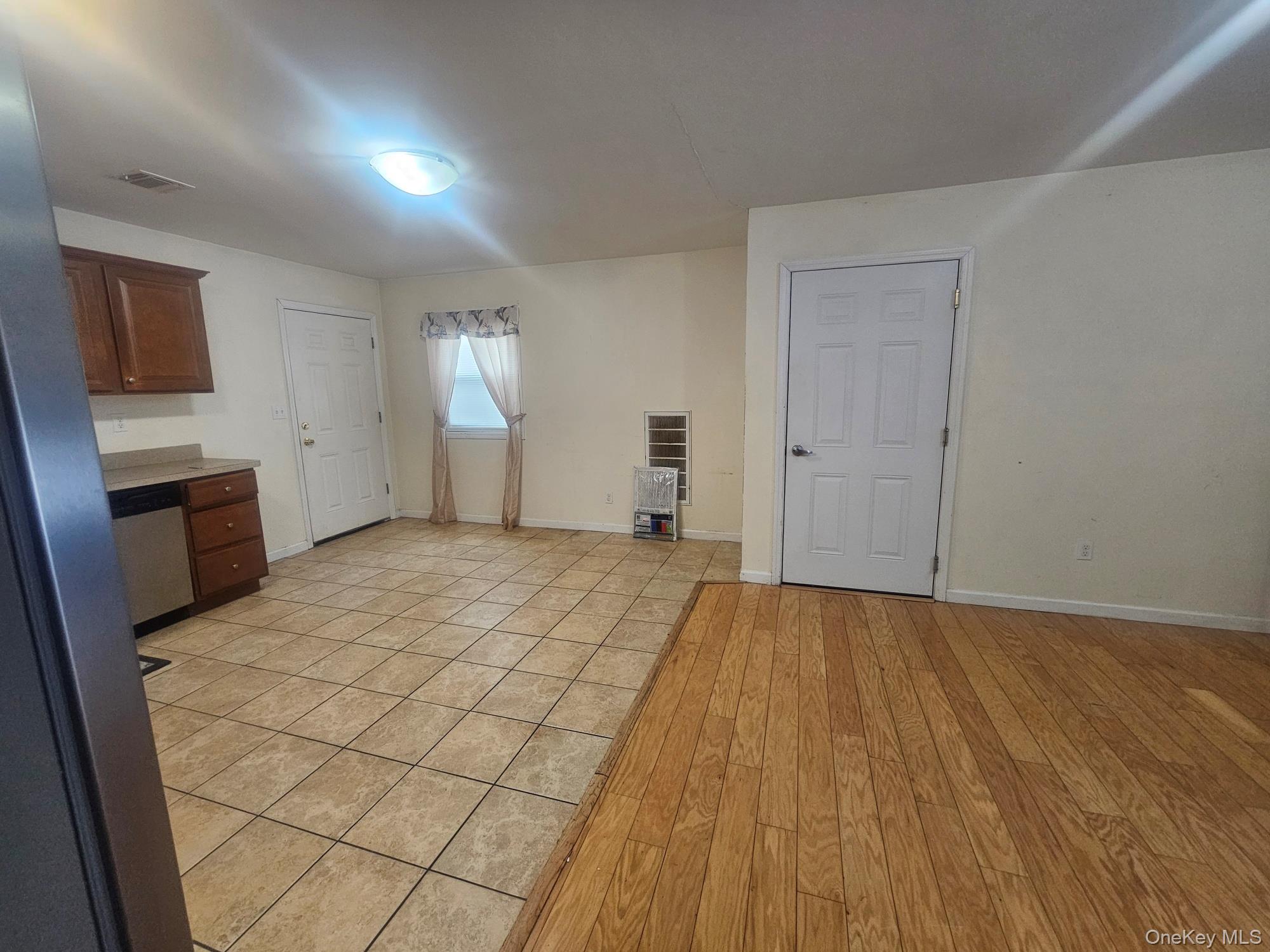 556 Taylor Avenue Property Photo 4