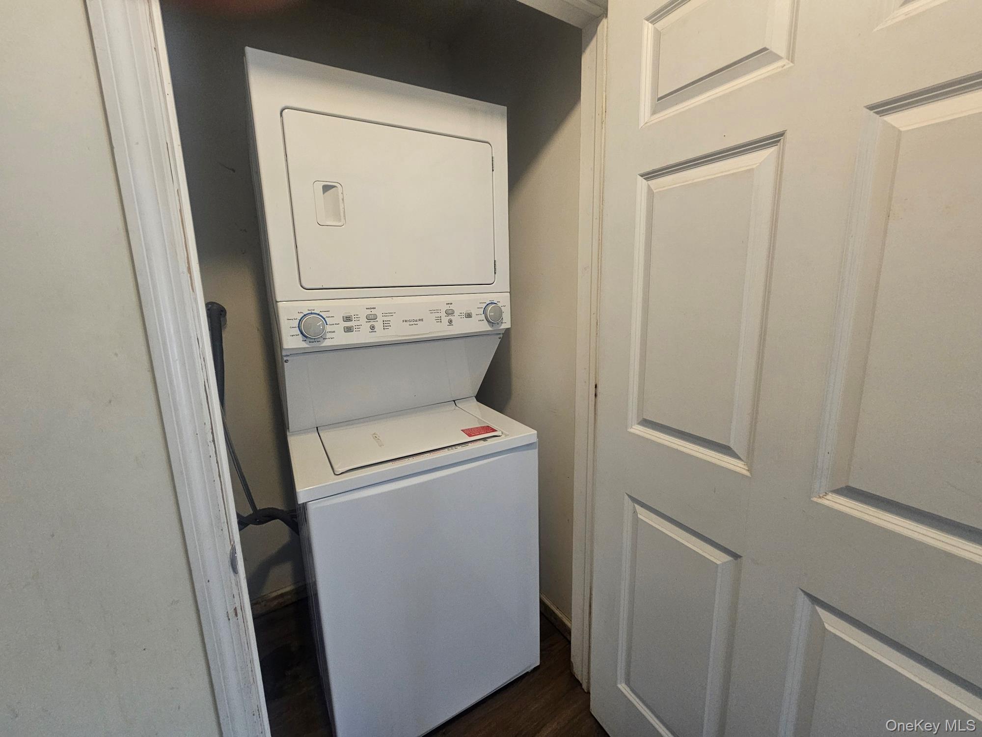 556 Taylor Avenue Property Photo 8