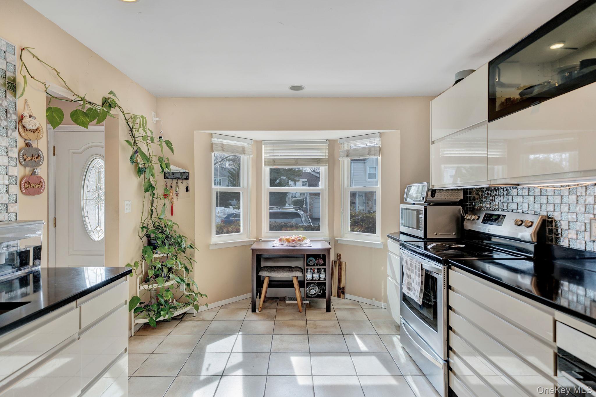 11 Manors Drive Property Photo 10