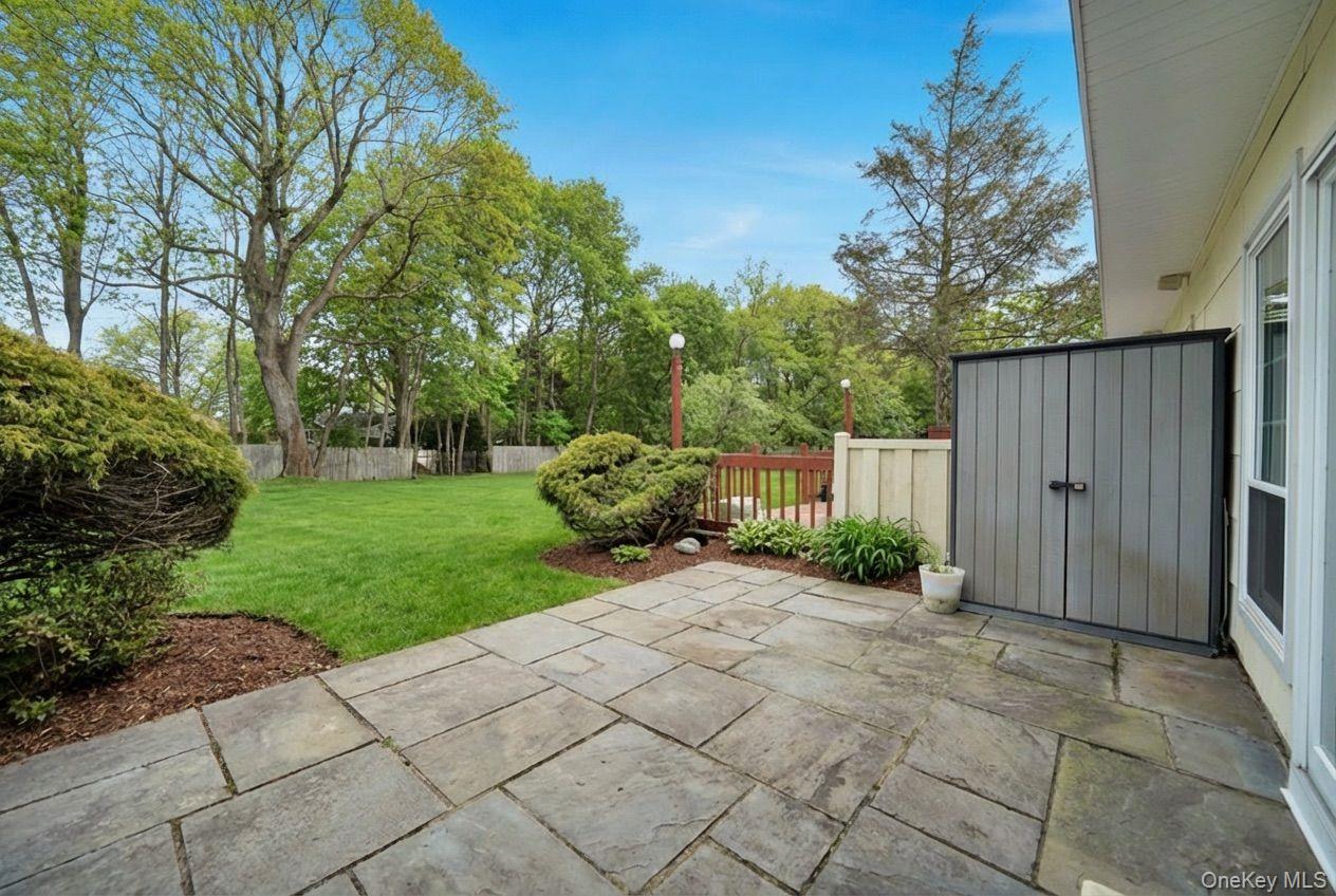 11 Manors Drive Property Photo 31
