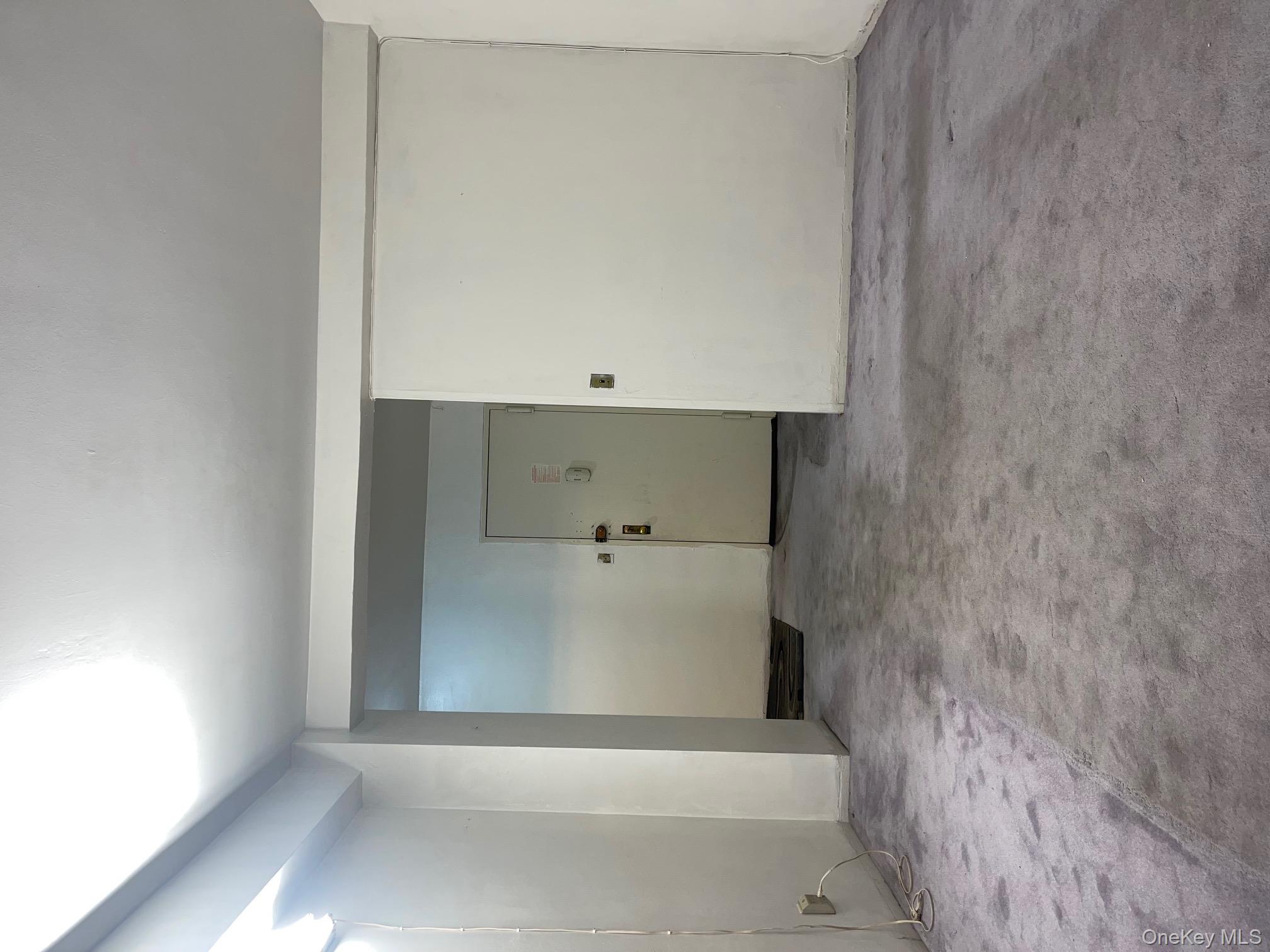 89-15 Parsons Blvd 6d Property Photo 3