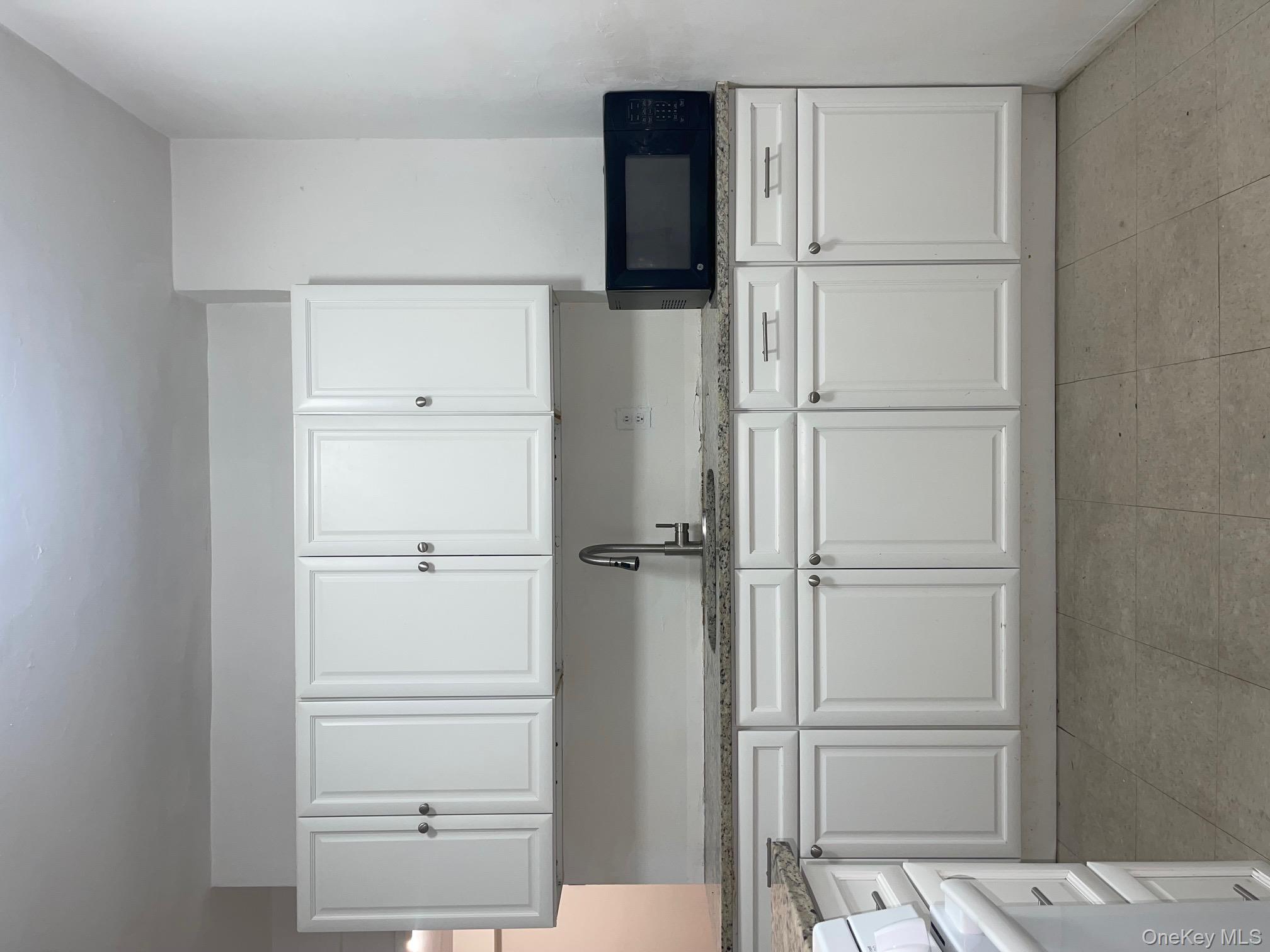 89-15 Parsons Boulevard 3l Property Photo 10