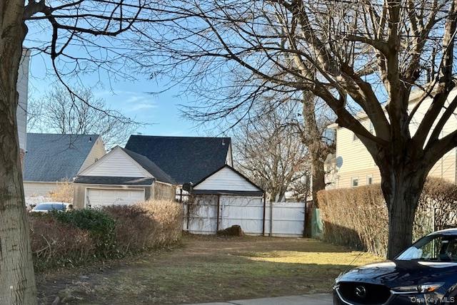 141-60 184 Street Property Photo 1