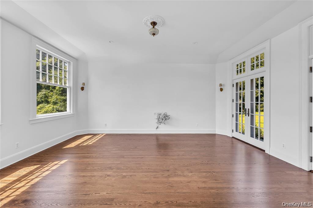 158 E Shore Road Property Photo 19