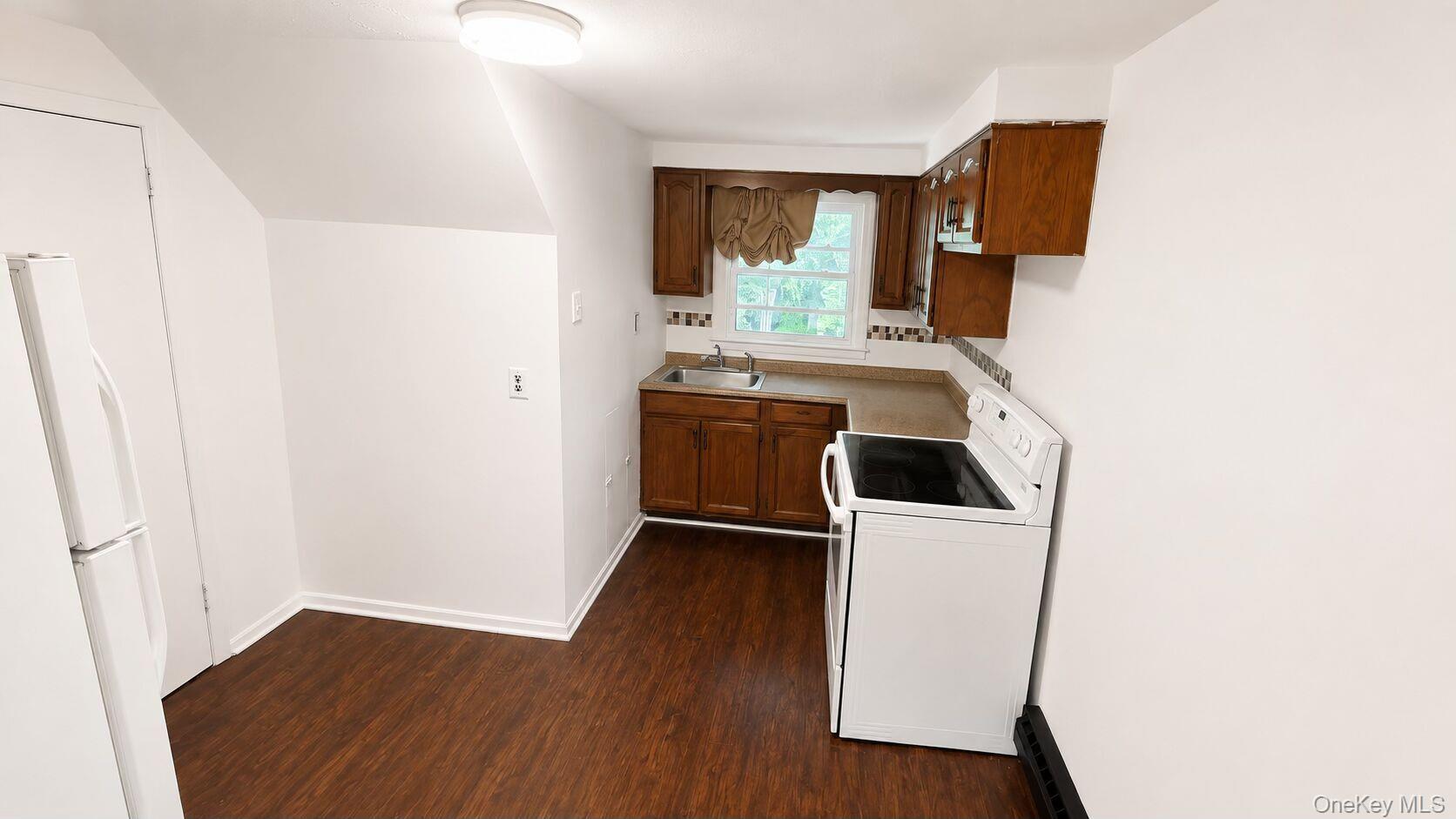 206 Winthrop Avenue 2 Property Photo 14