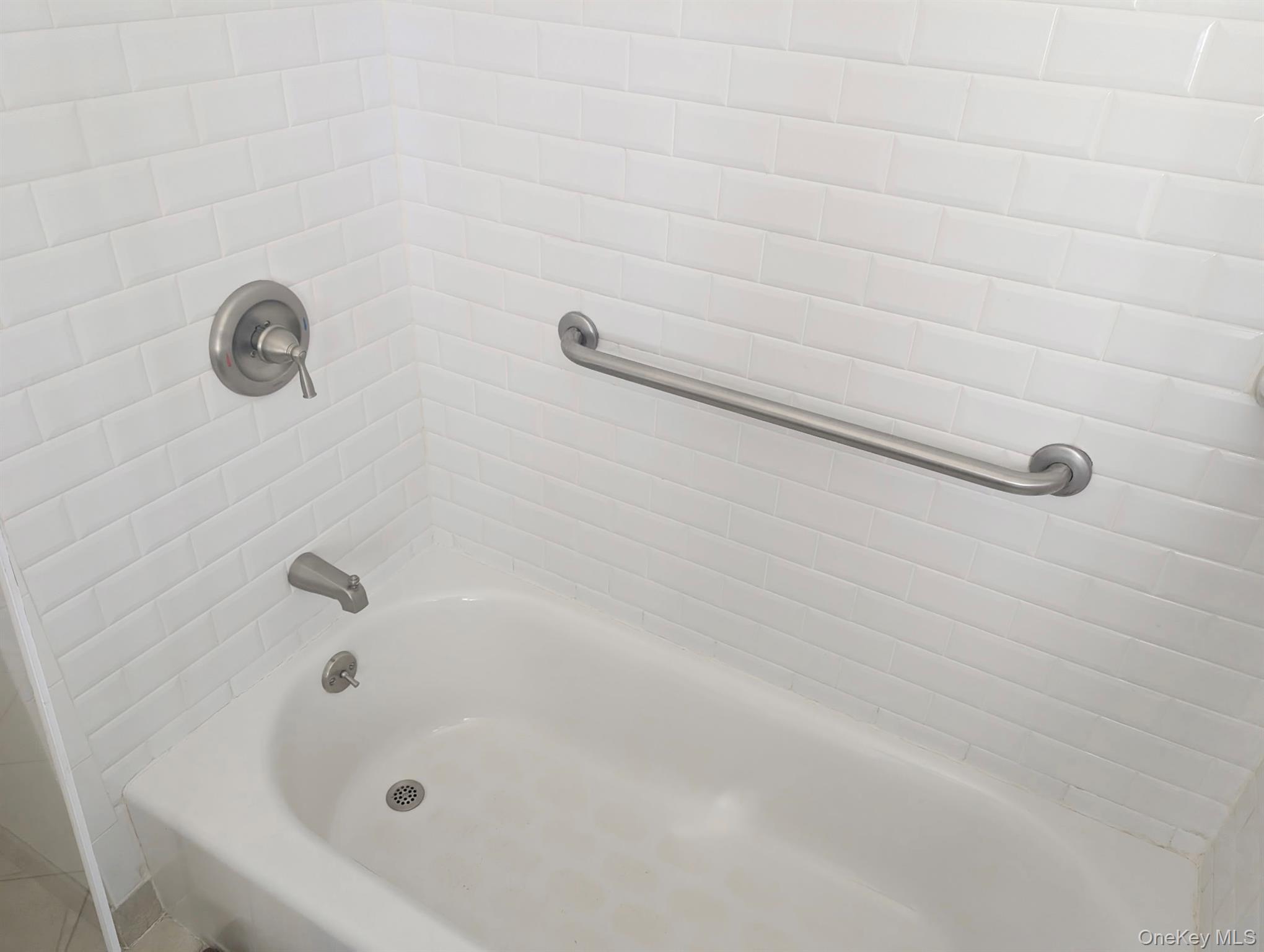 23 Howell Place Property Photo 15