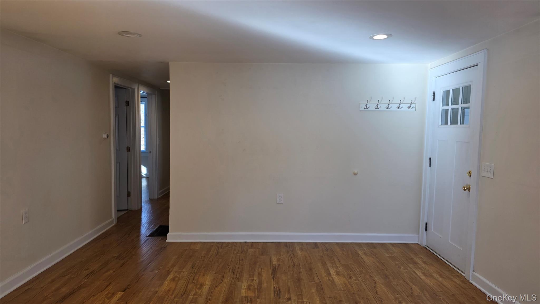 60 E Market Street Property Photo 4