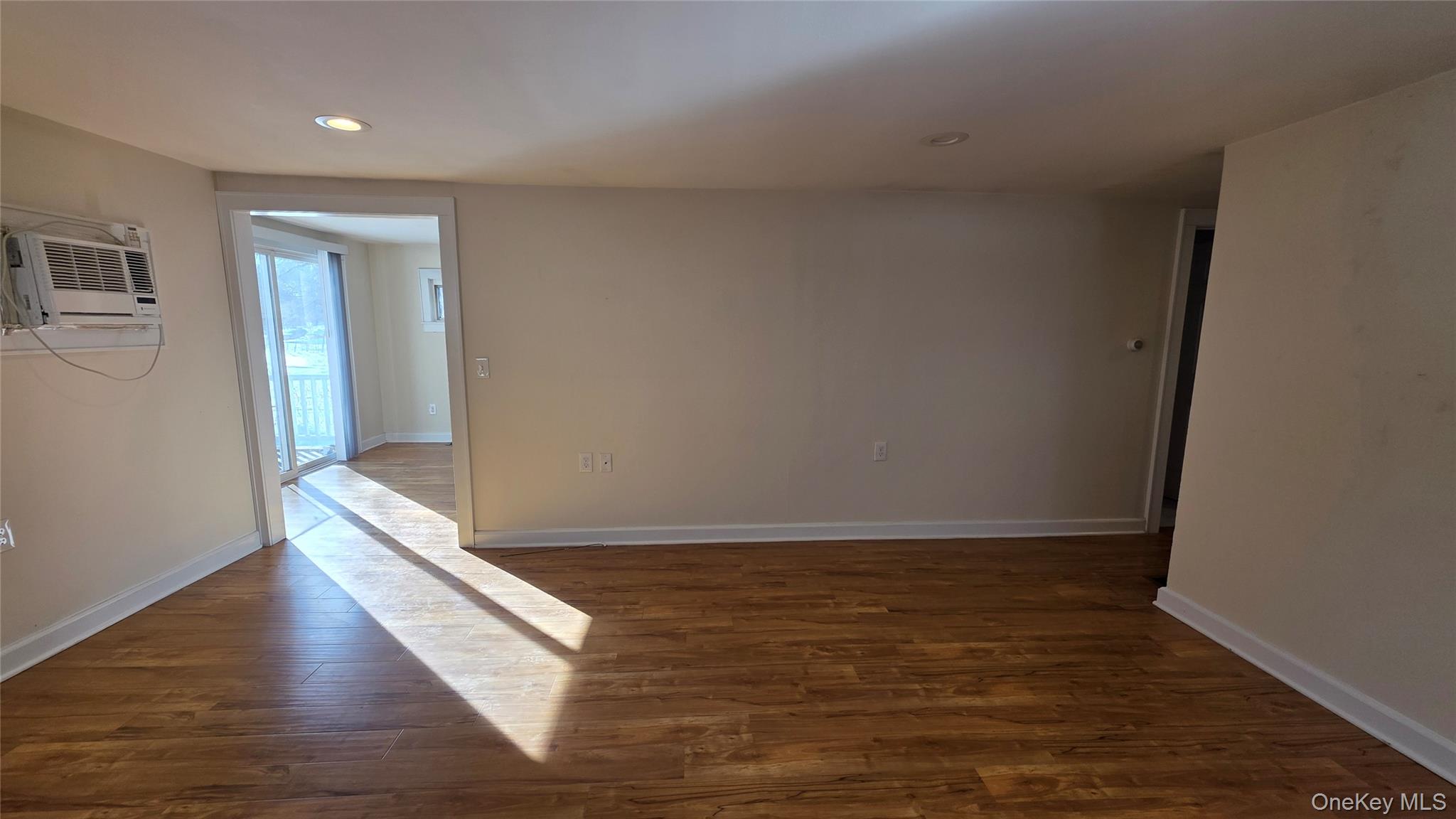 60 E Market Street Property Photo 6