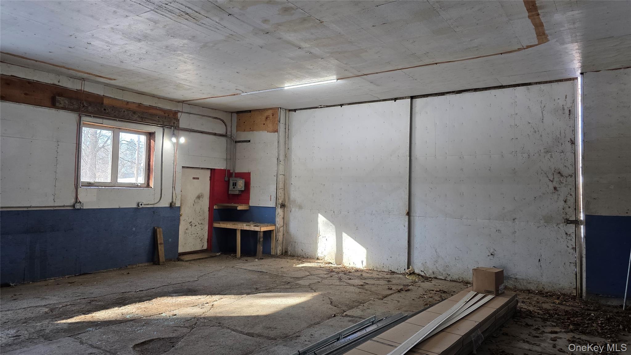 60 E Market Street Property Photo 33