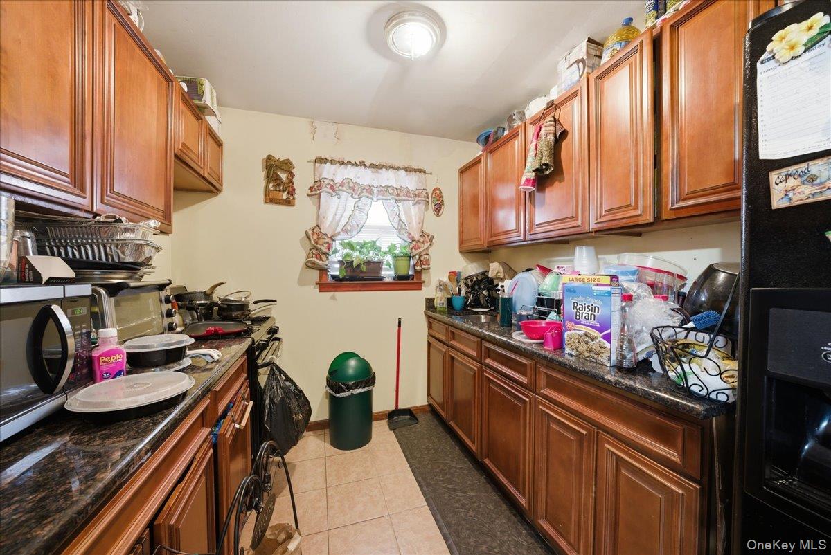 3544 -3546 Laconia Avenue Property Photo 11