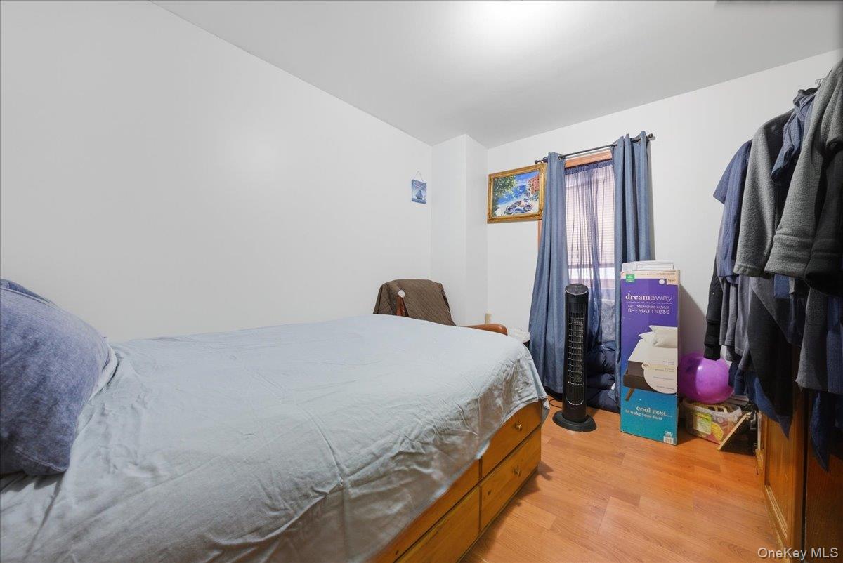 3544 -3546 Laconia Avenue Property Photo 13