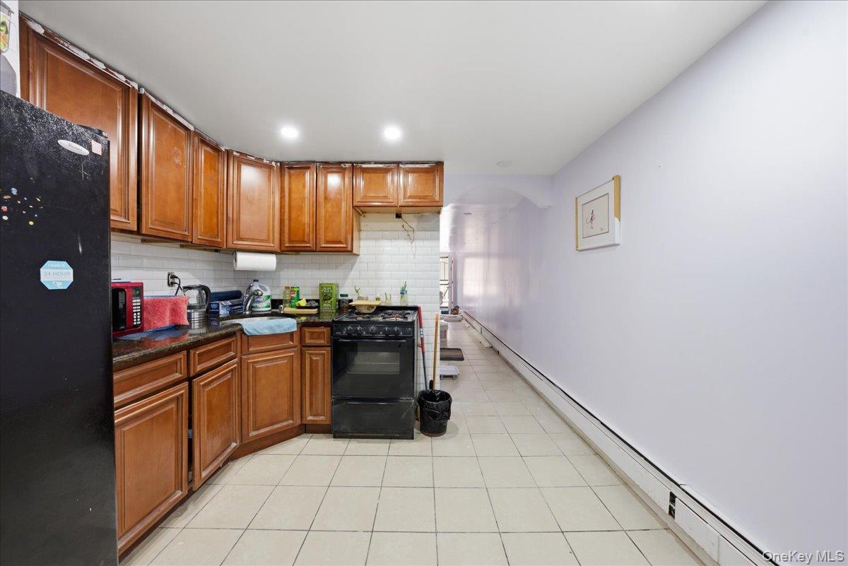 3544 -3546 Laconia Avenue Property Photo 16