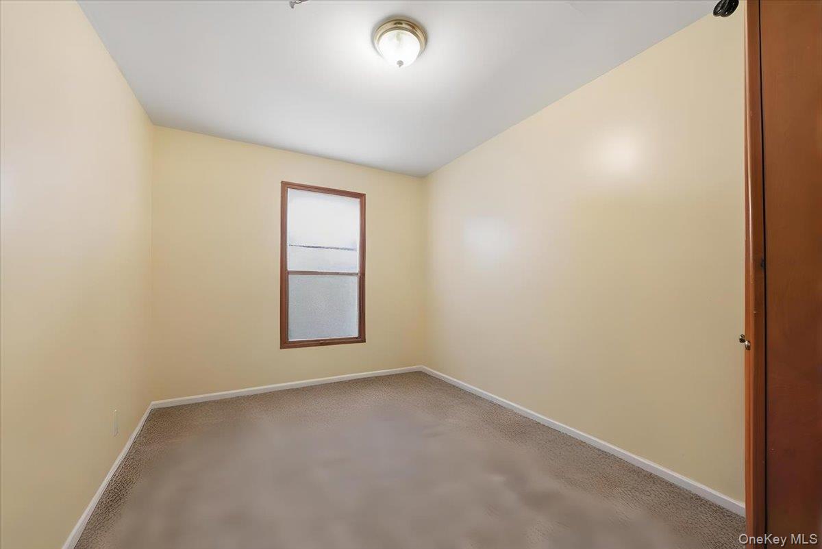 3544 -3546 Laconia Avenue Property Photo 20