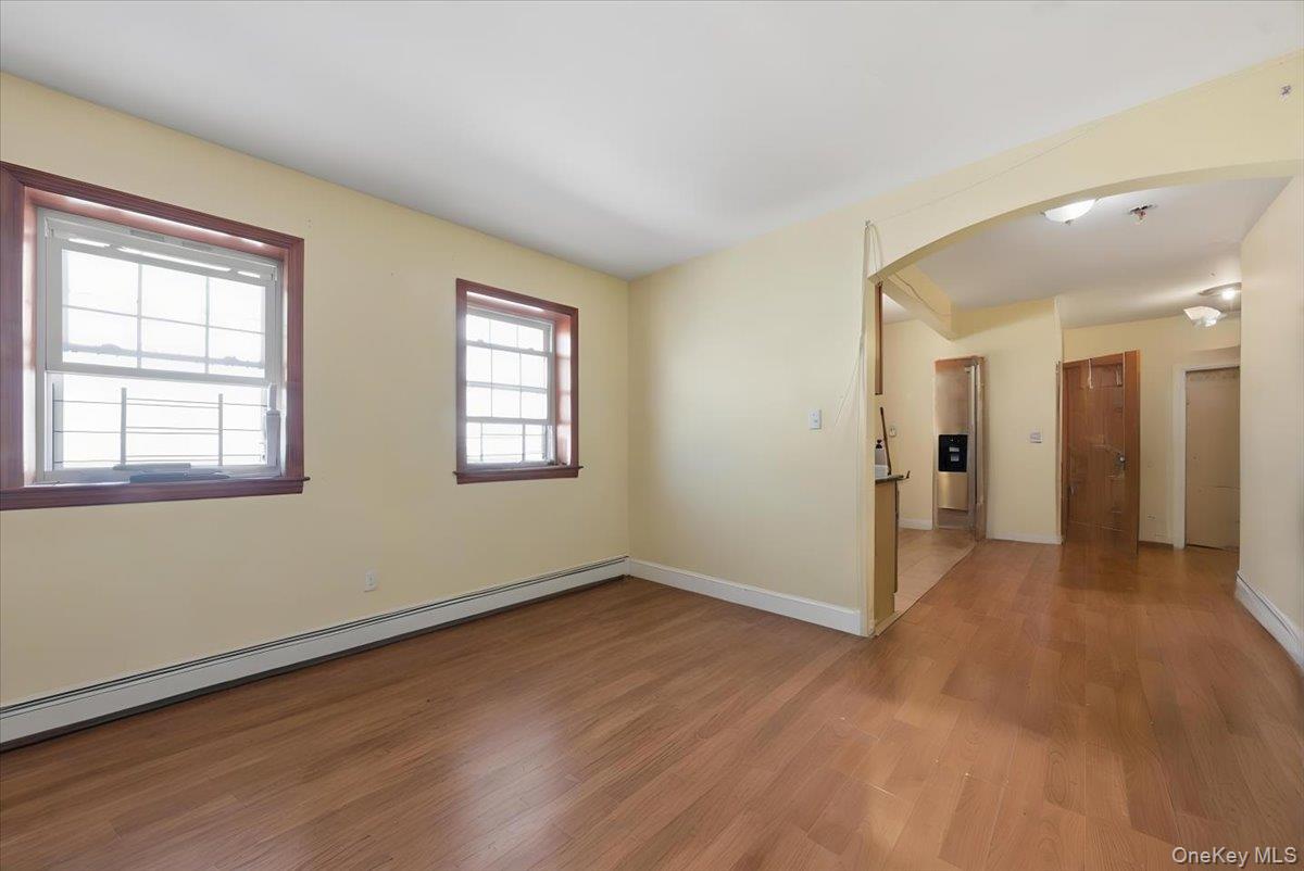3544 -3546 Laconia Avenue Property Photo 21