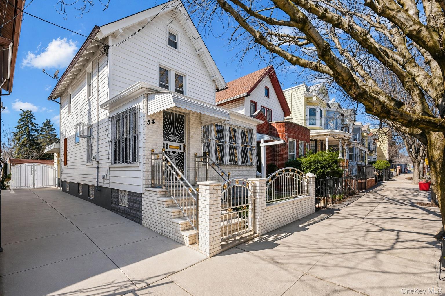 54 Chestnut Street Property Photo 2