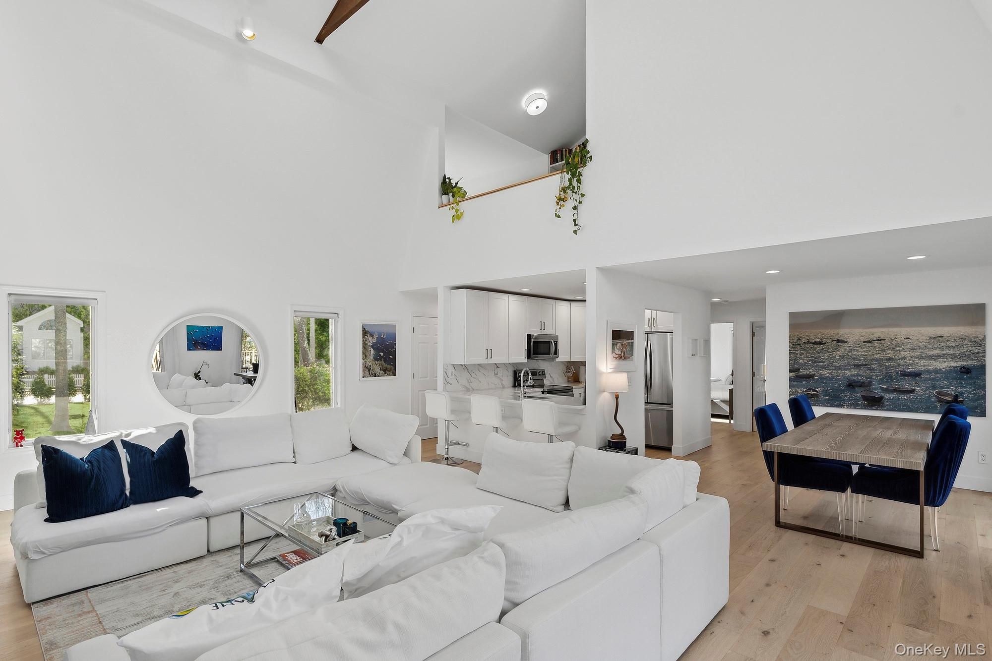 5 Cowhill Lane Property Photo 4