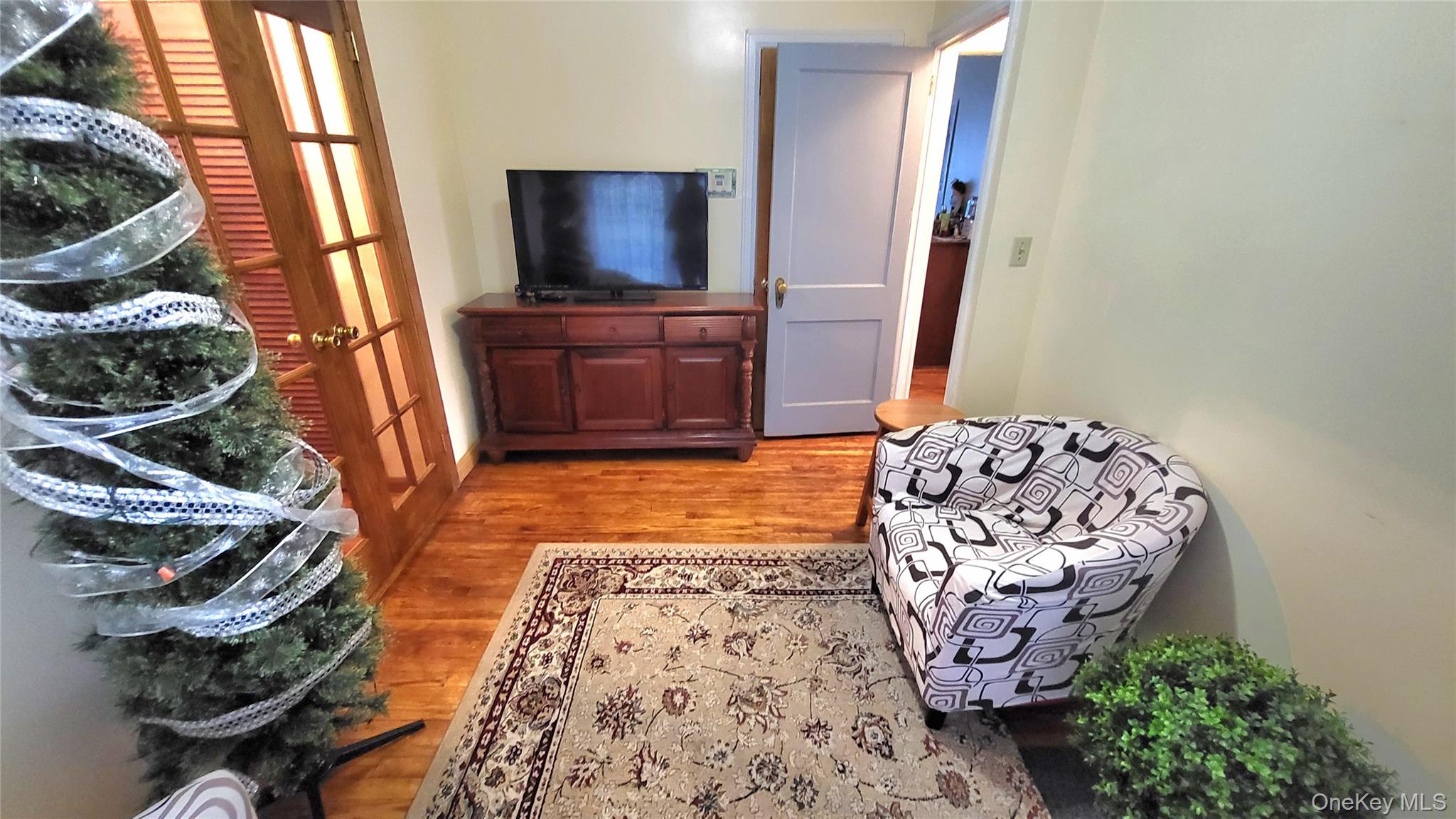 1 Lawrence Road Property Photo 8