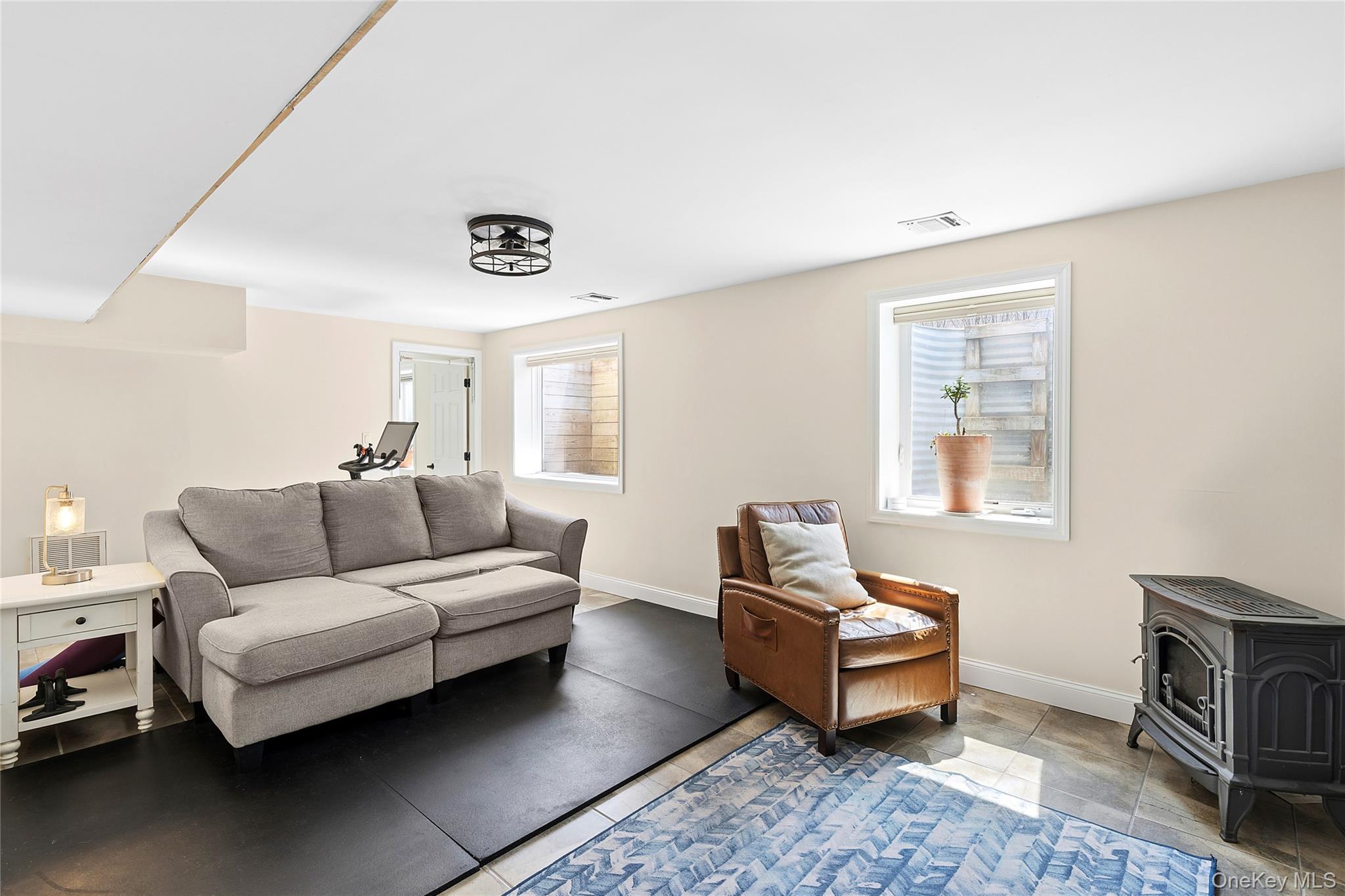 24 Woodridge Road Property Photo 11
