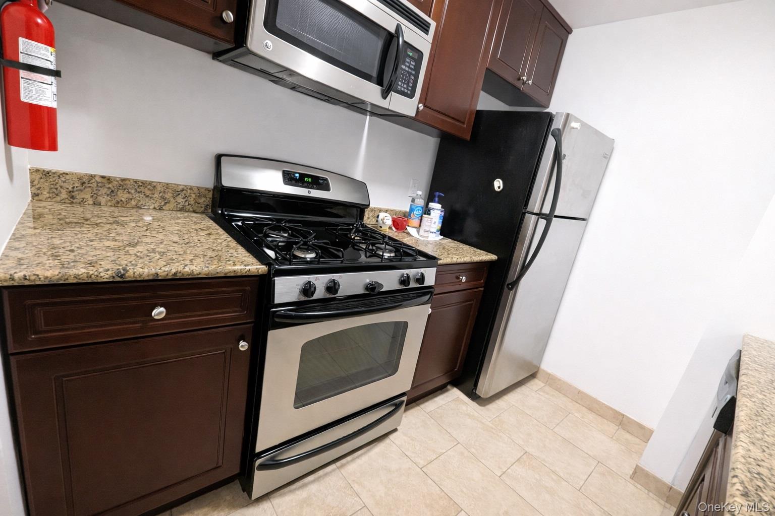 14116 84th Drive 3d Property Photo 3