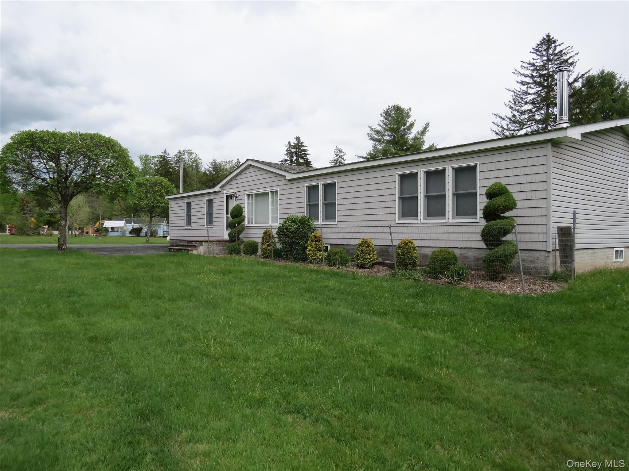 698 Cooley Road Property Photo 1