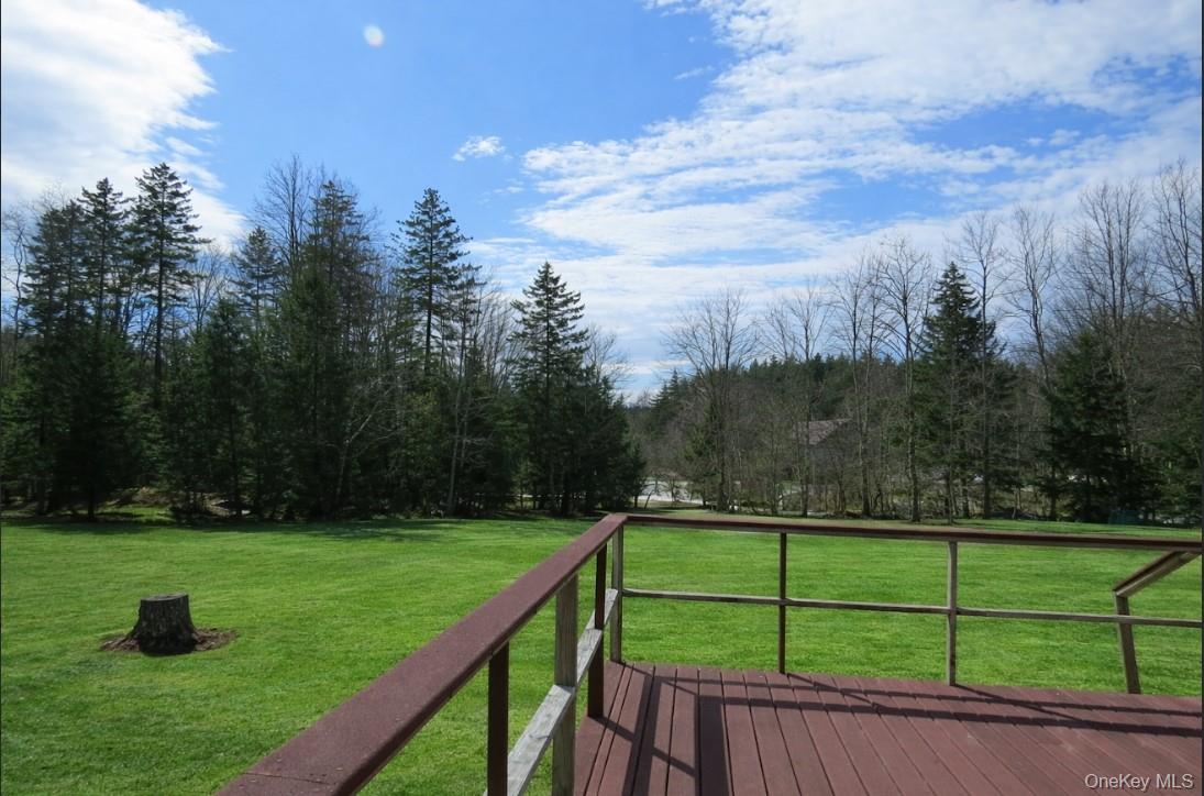 698 Cooley Road Property Photo 6