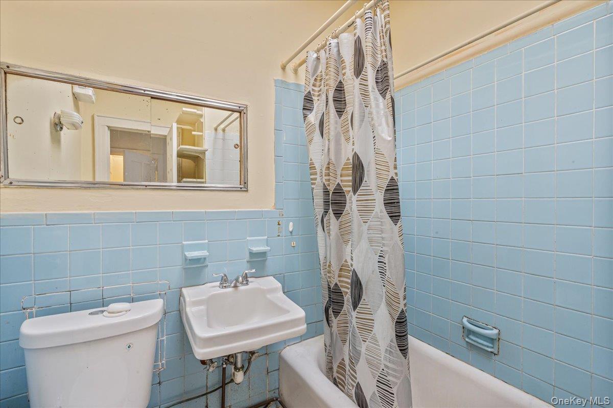 9744 81st Street Property Photo 15