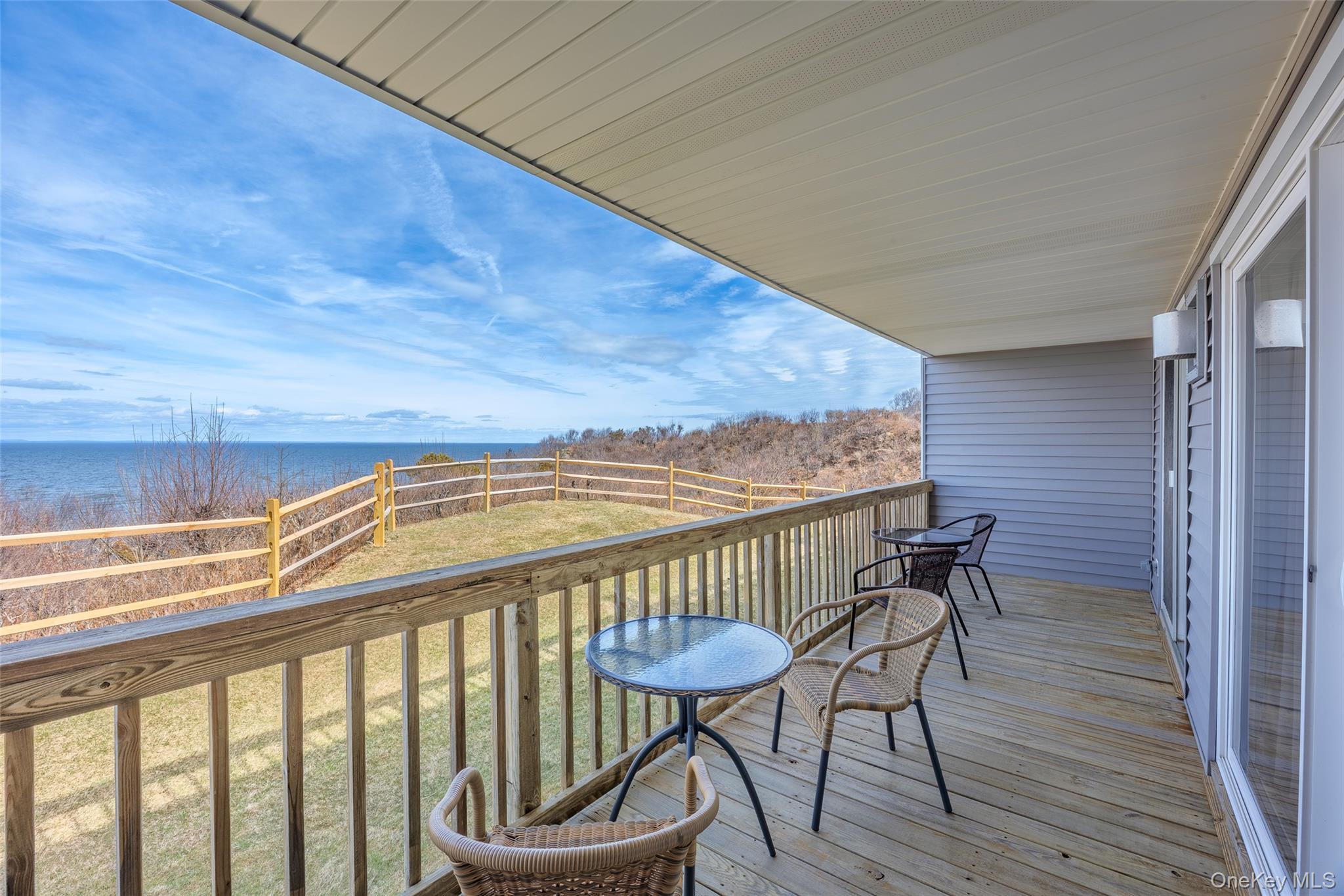 805 Bluffs Drive 805 Property Photo 1