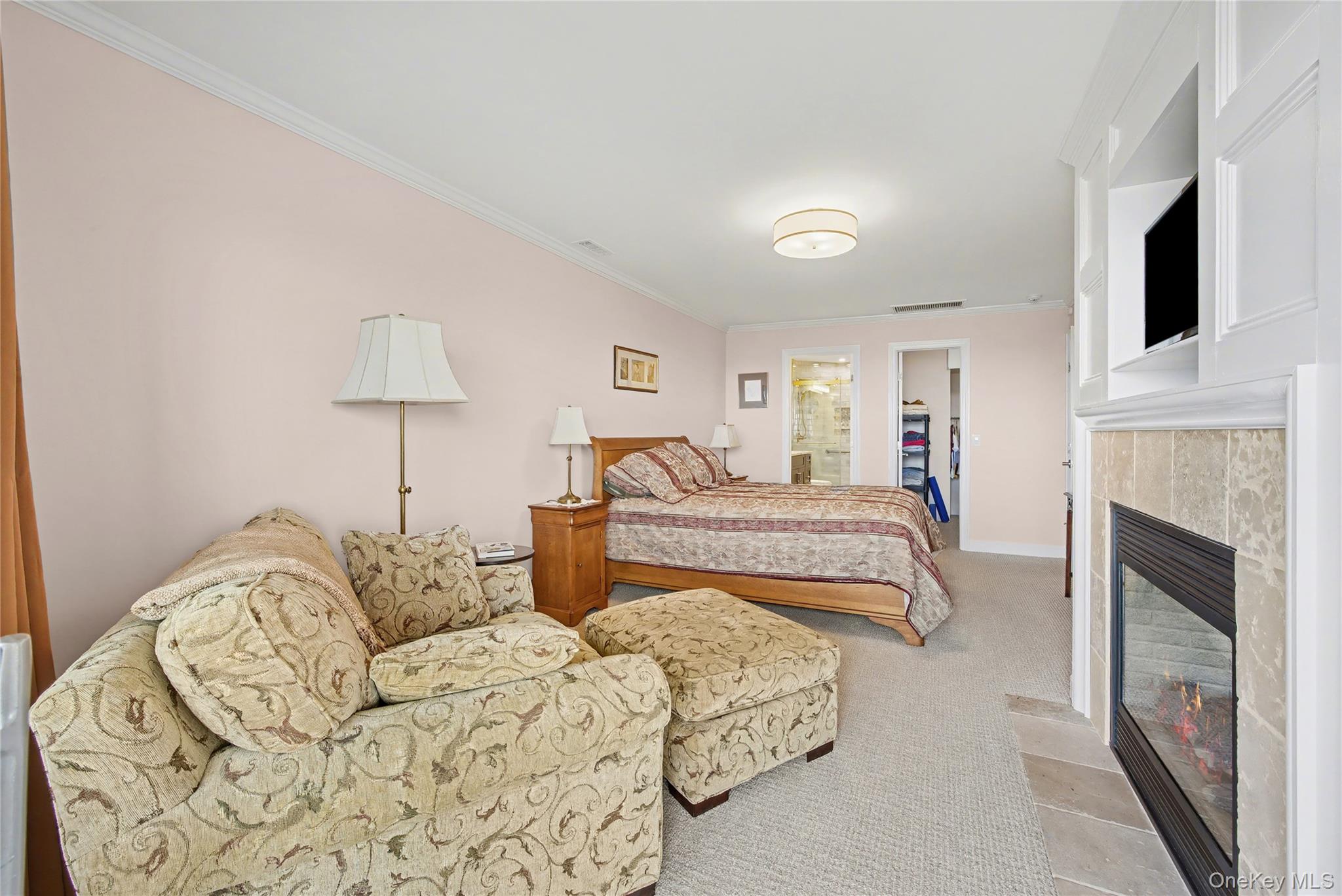 805 Bluffs Drive 805 Property Photo 16