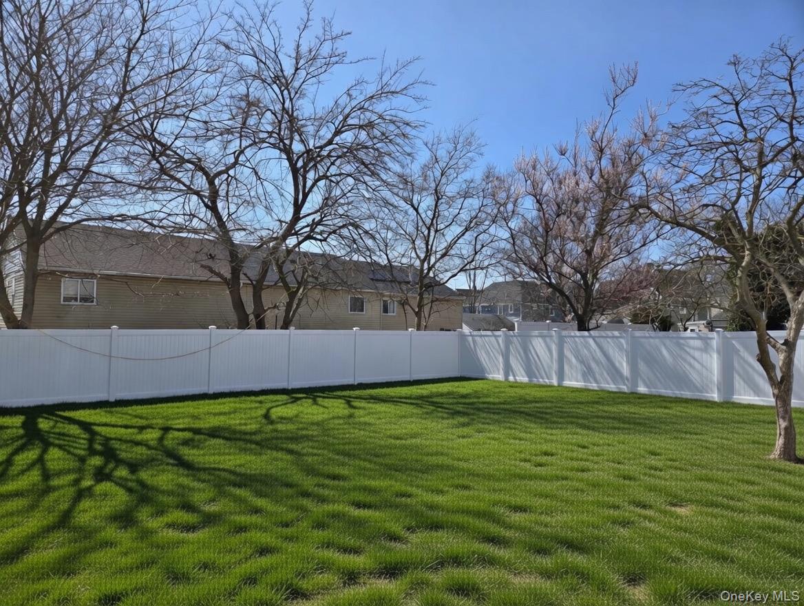 267 Morris Avenue Property Photo 2
