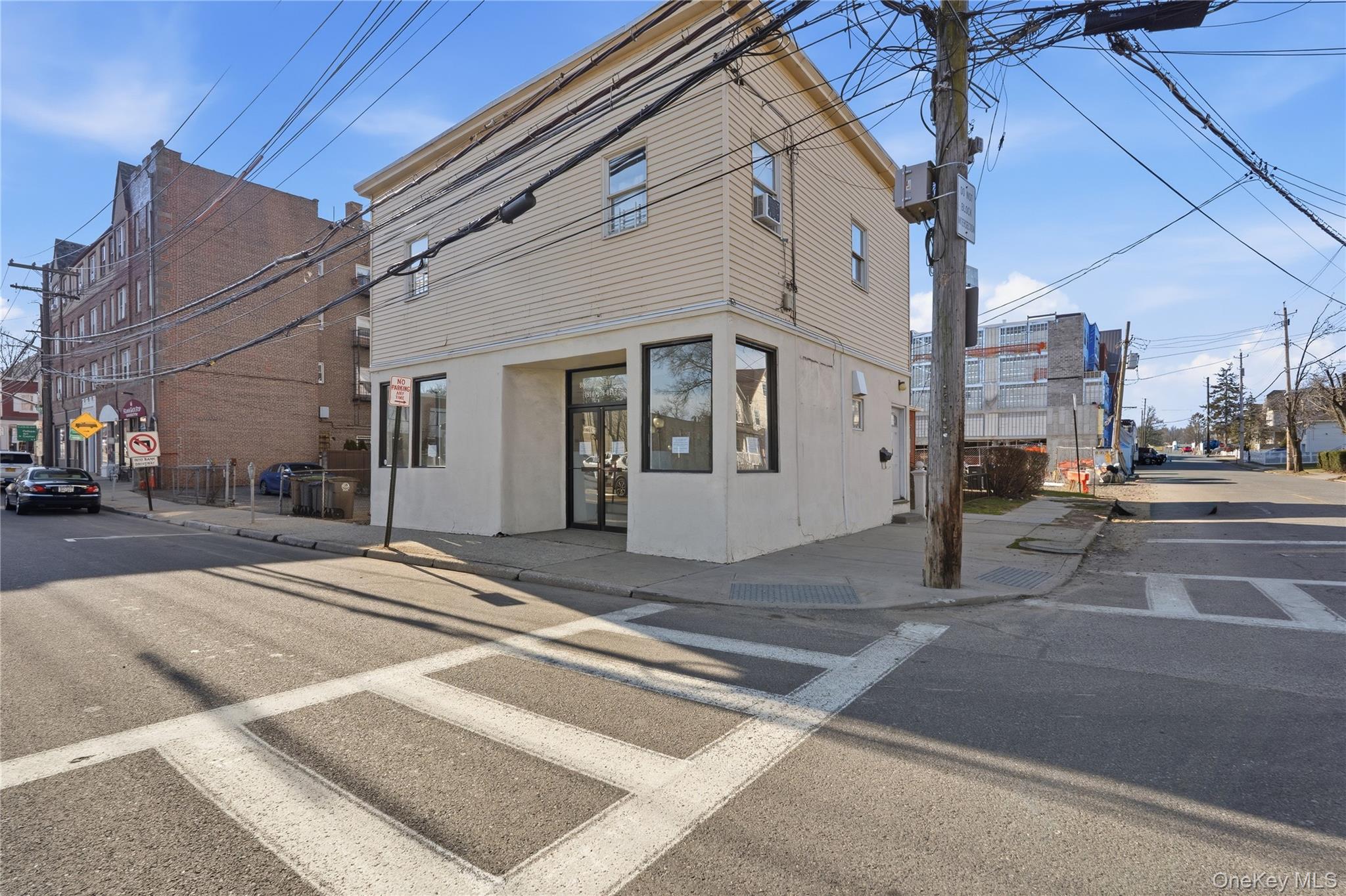 80 Lincoln Avenue Property Photo 2