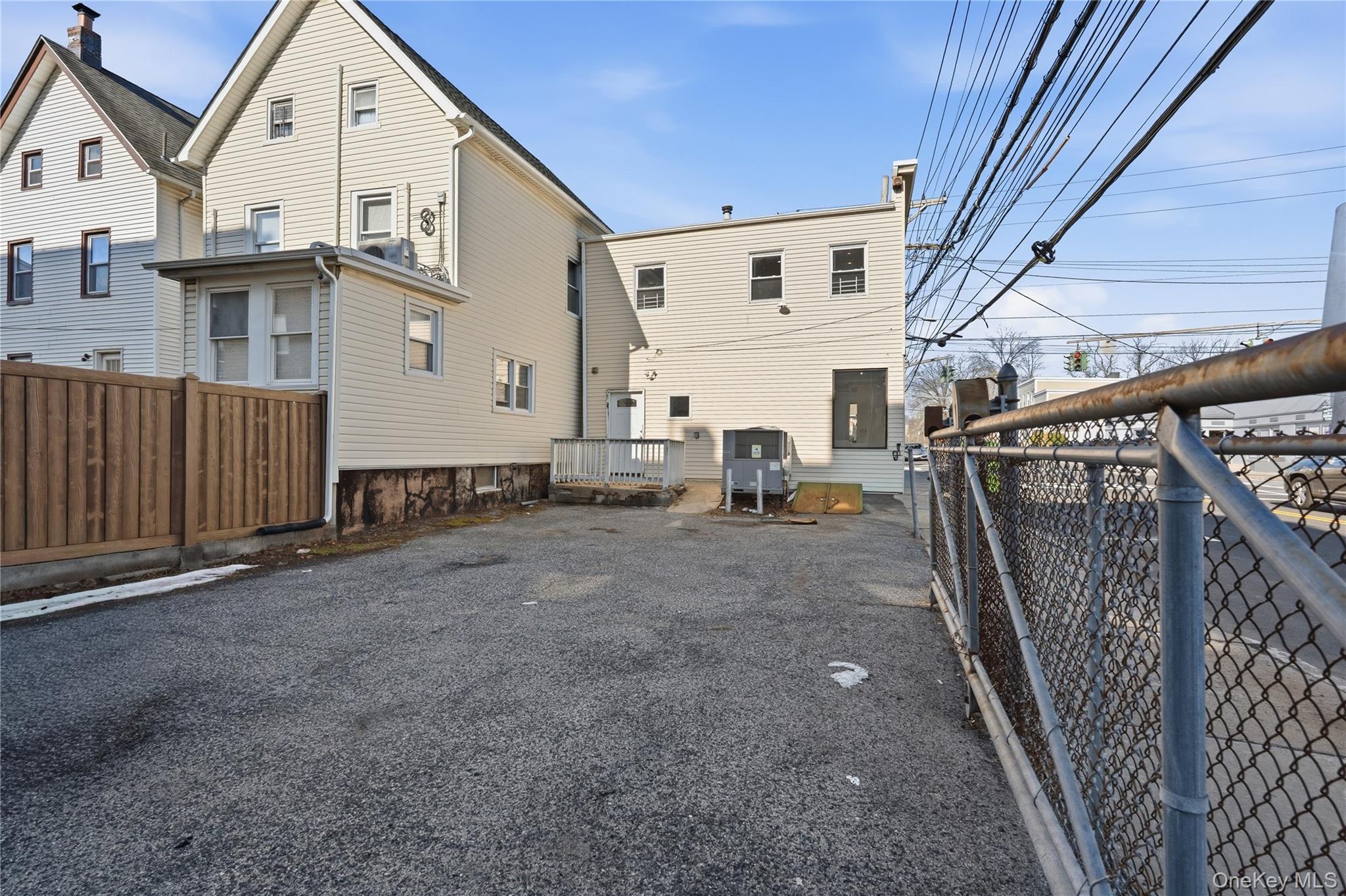 80 Lincoln Avenue Property Photo 24