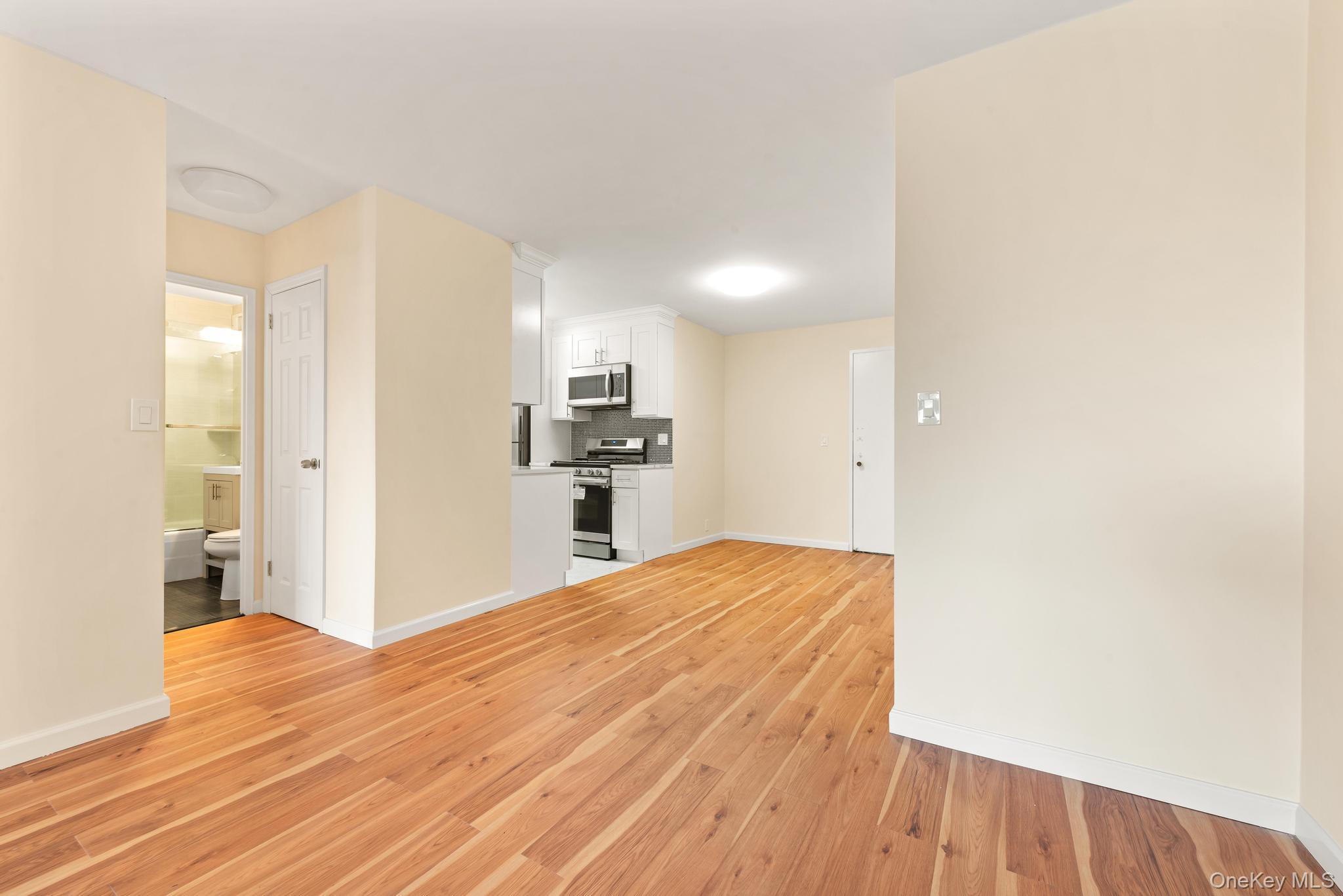 70-25 Yellowstone Boulevard 3u Property Photo 14