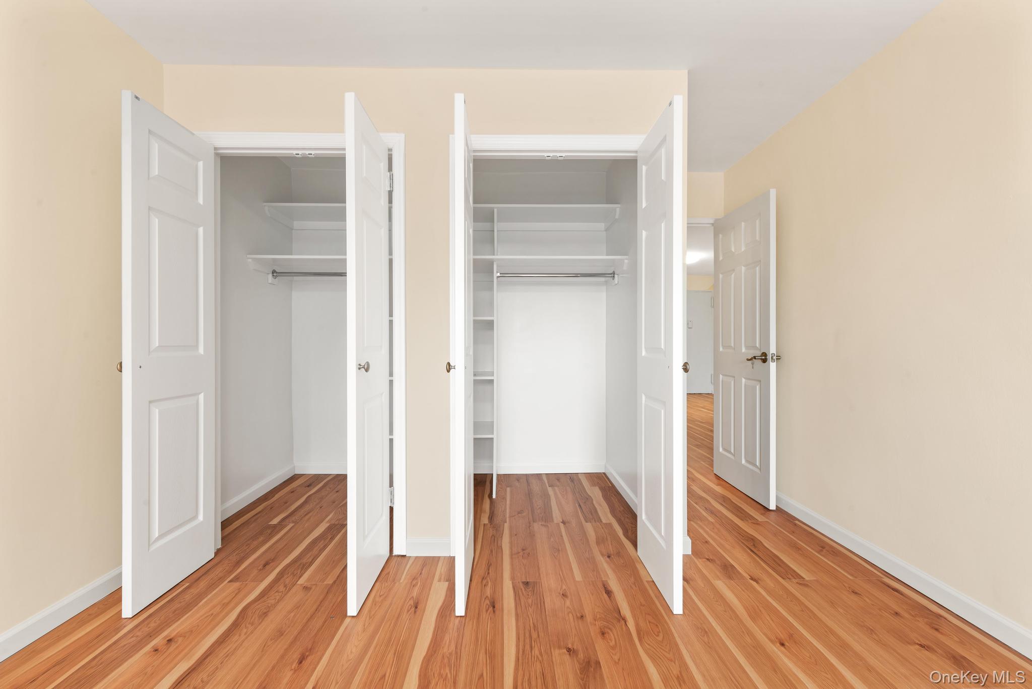 70-25 Yellowstone Boulevard 3u Property Photo 19