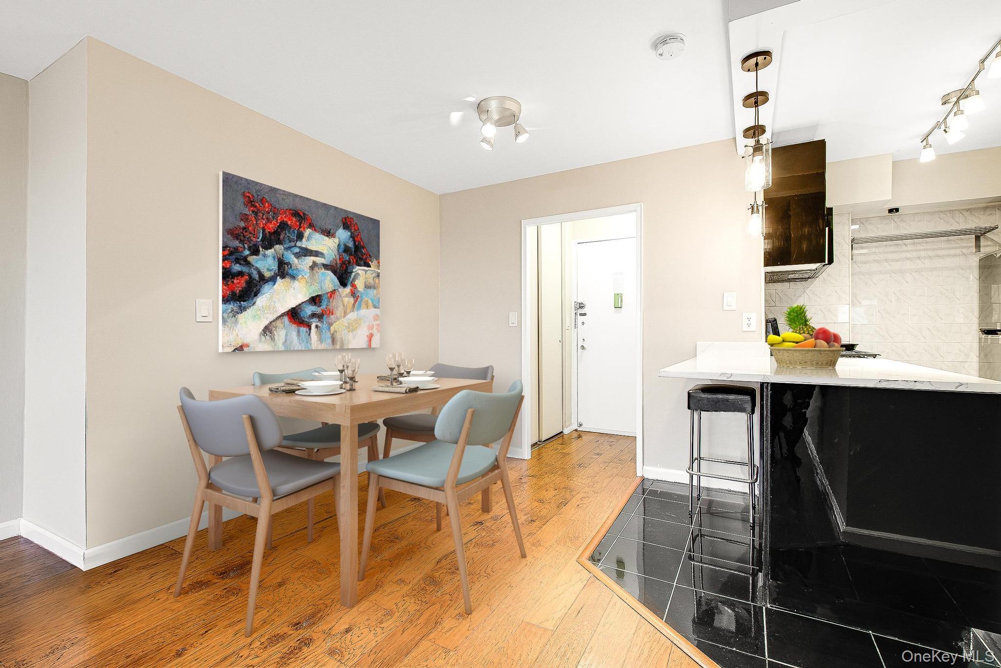 70-25 Yellowstone Boulevard 14o Property Photo 1