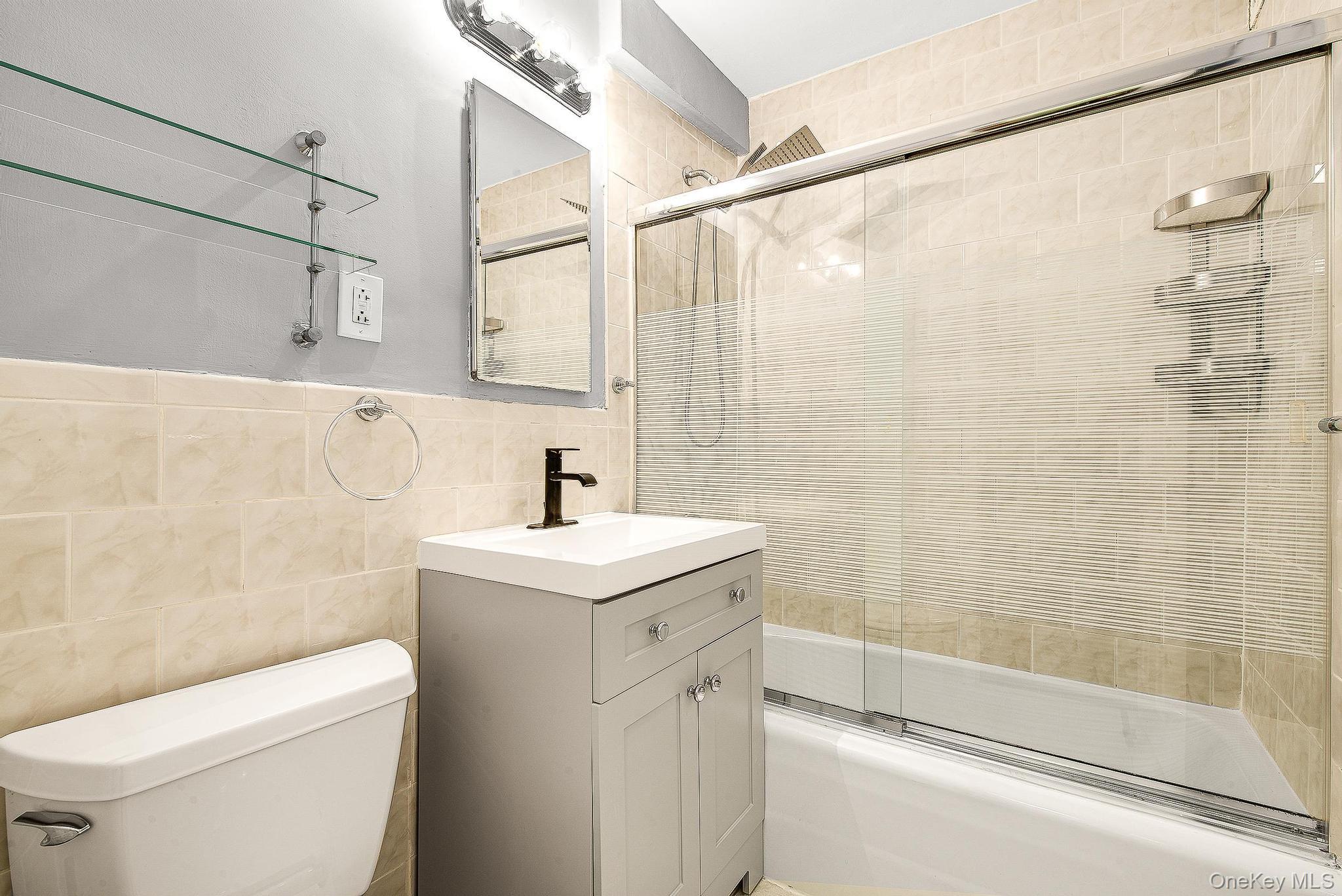 70-25 Yellowstone Boulevard 14o Property Photo 12
