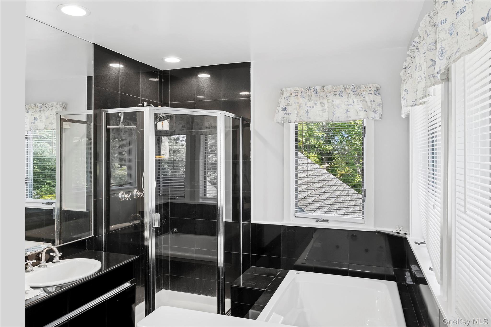 205 Pine Avenue Property Photo 22