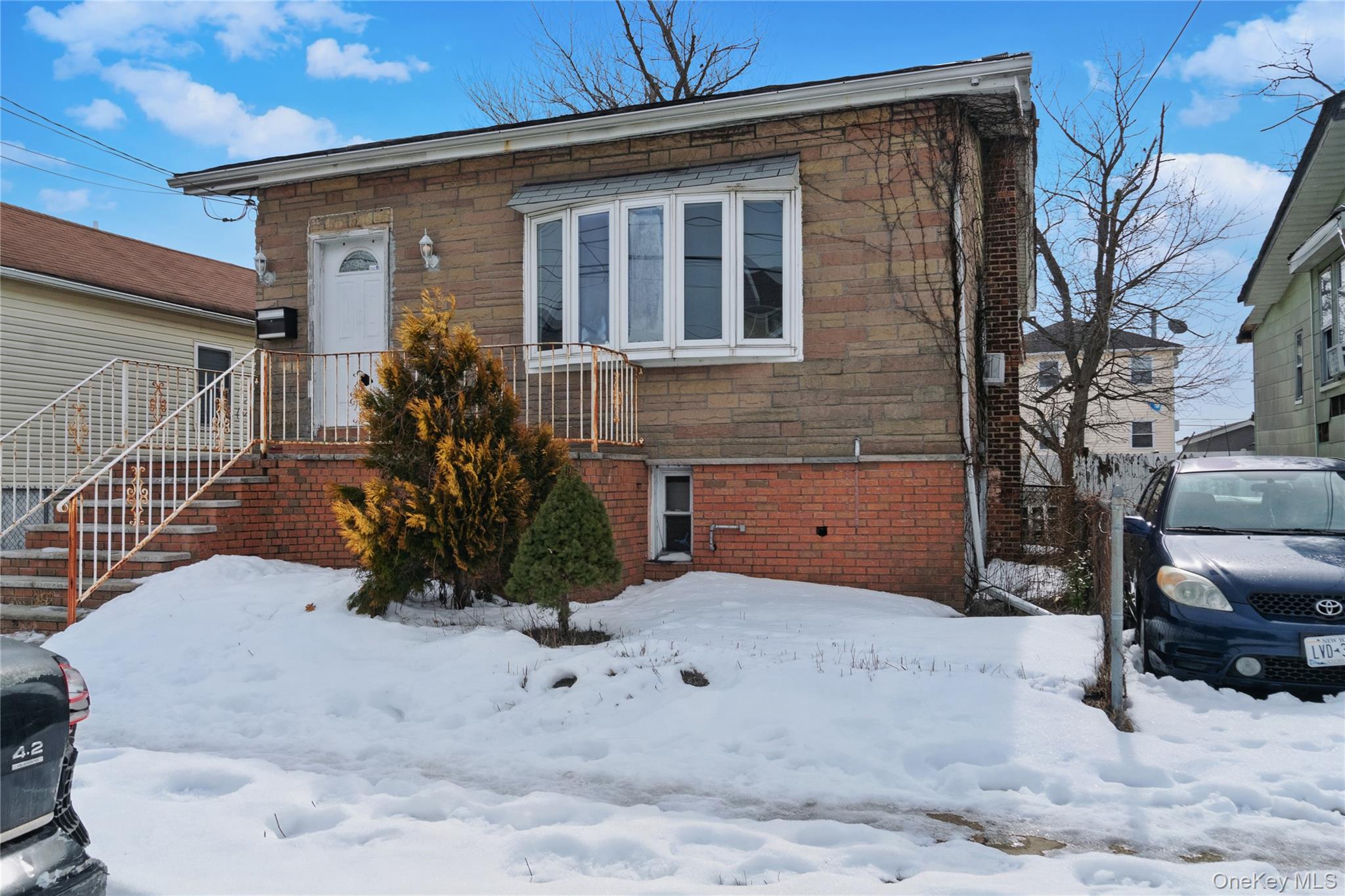 6529 Bayfield Avenue Property Photo 2