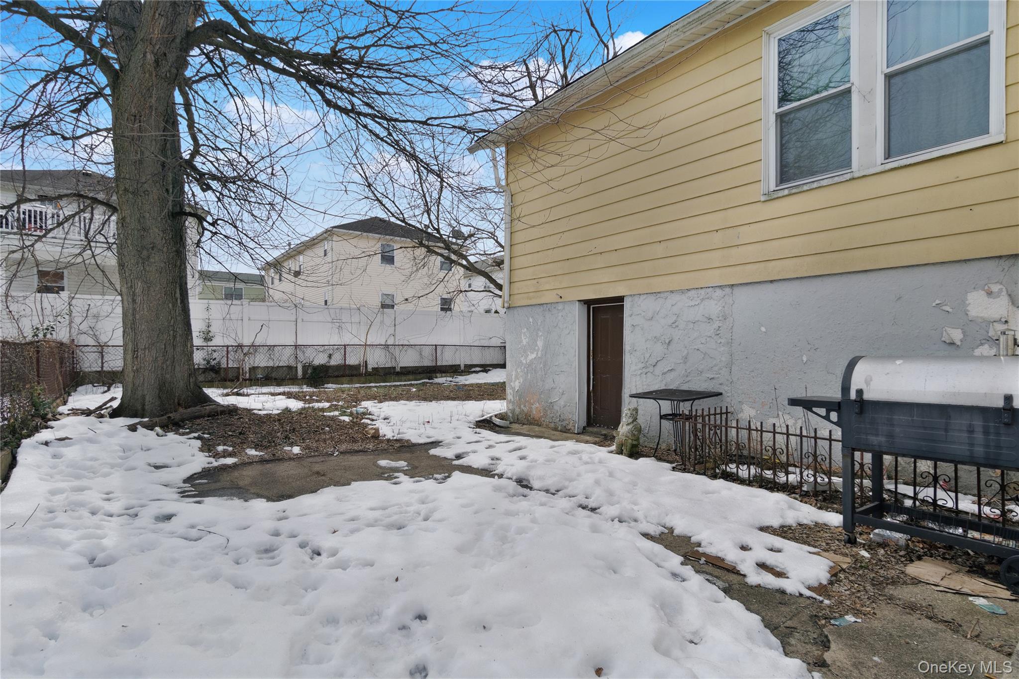 6529 Bayfield Avenue Property Photo 9
