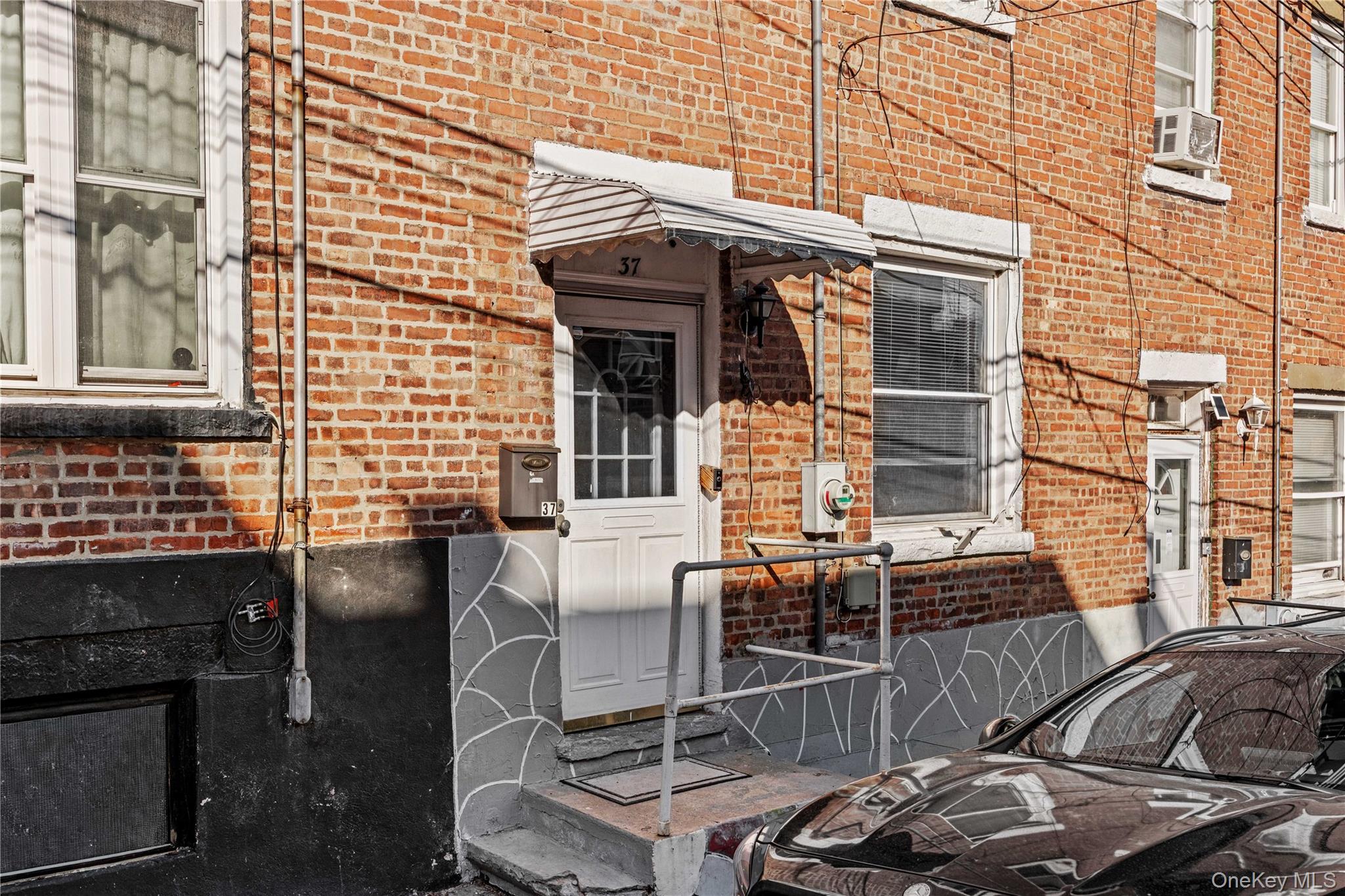 37 Moquette Row Property Photo 4